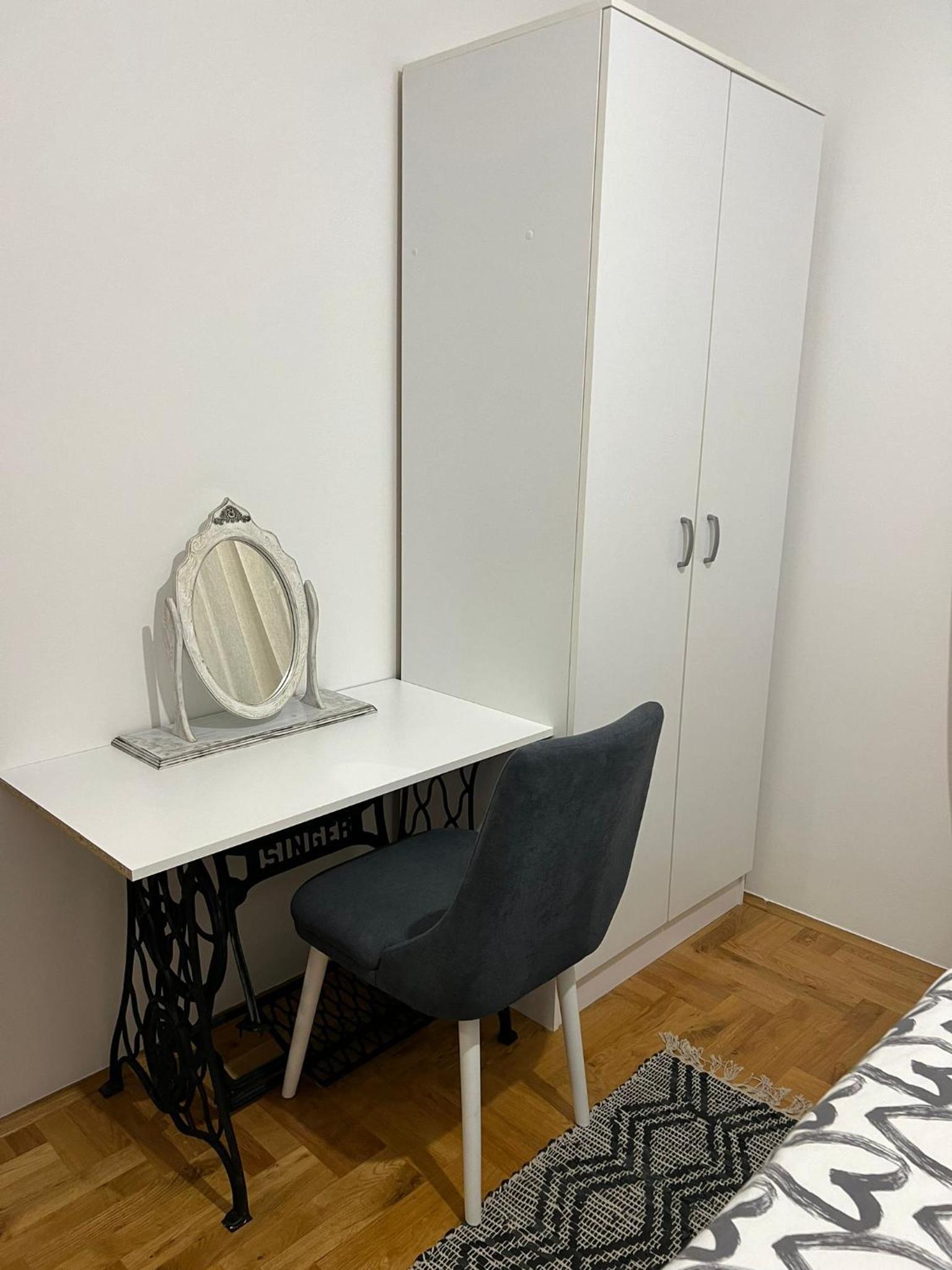 DB Apartment