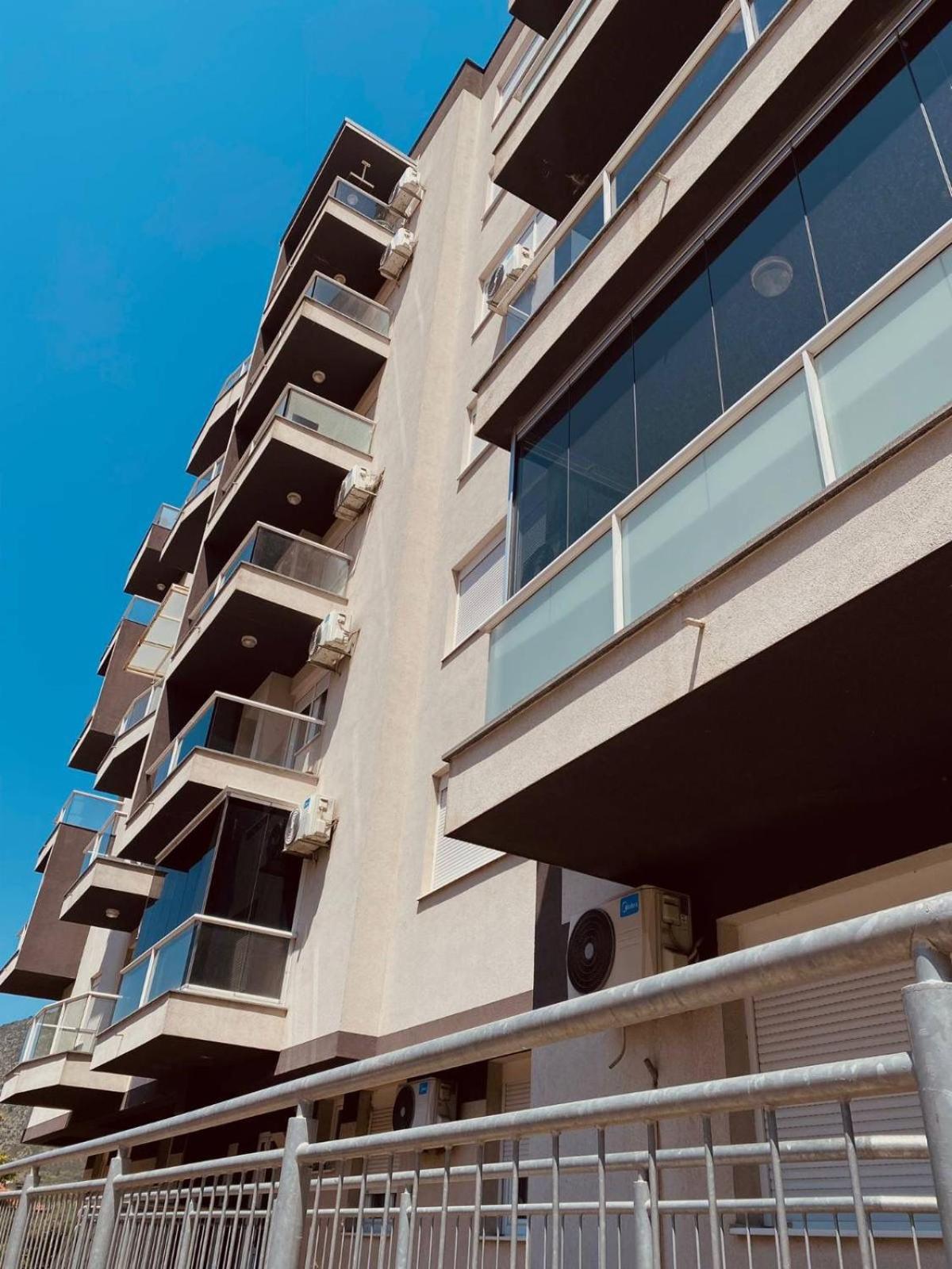 DB Apartment