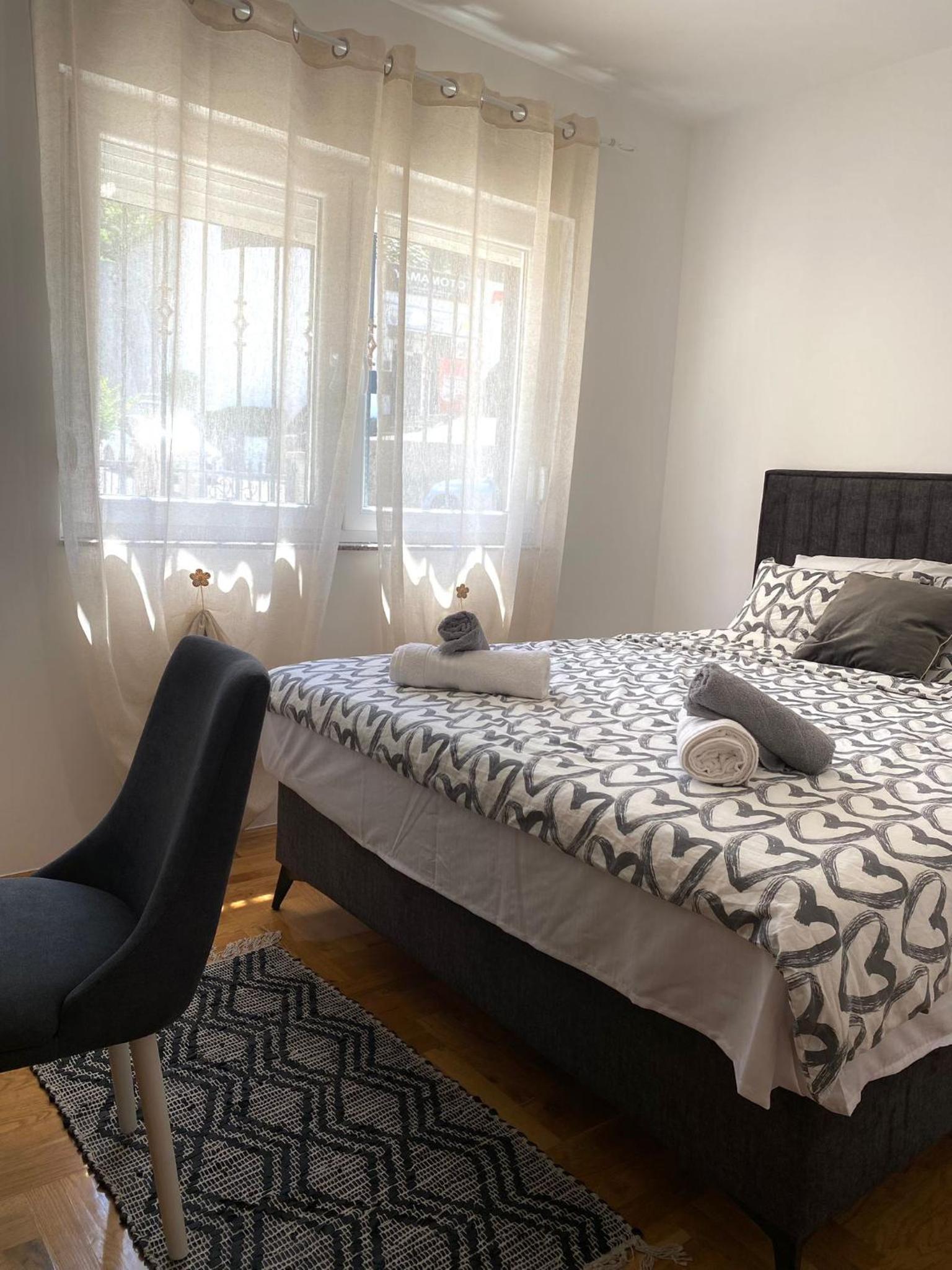 DB Apartment