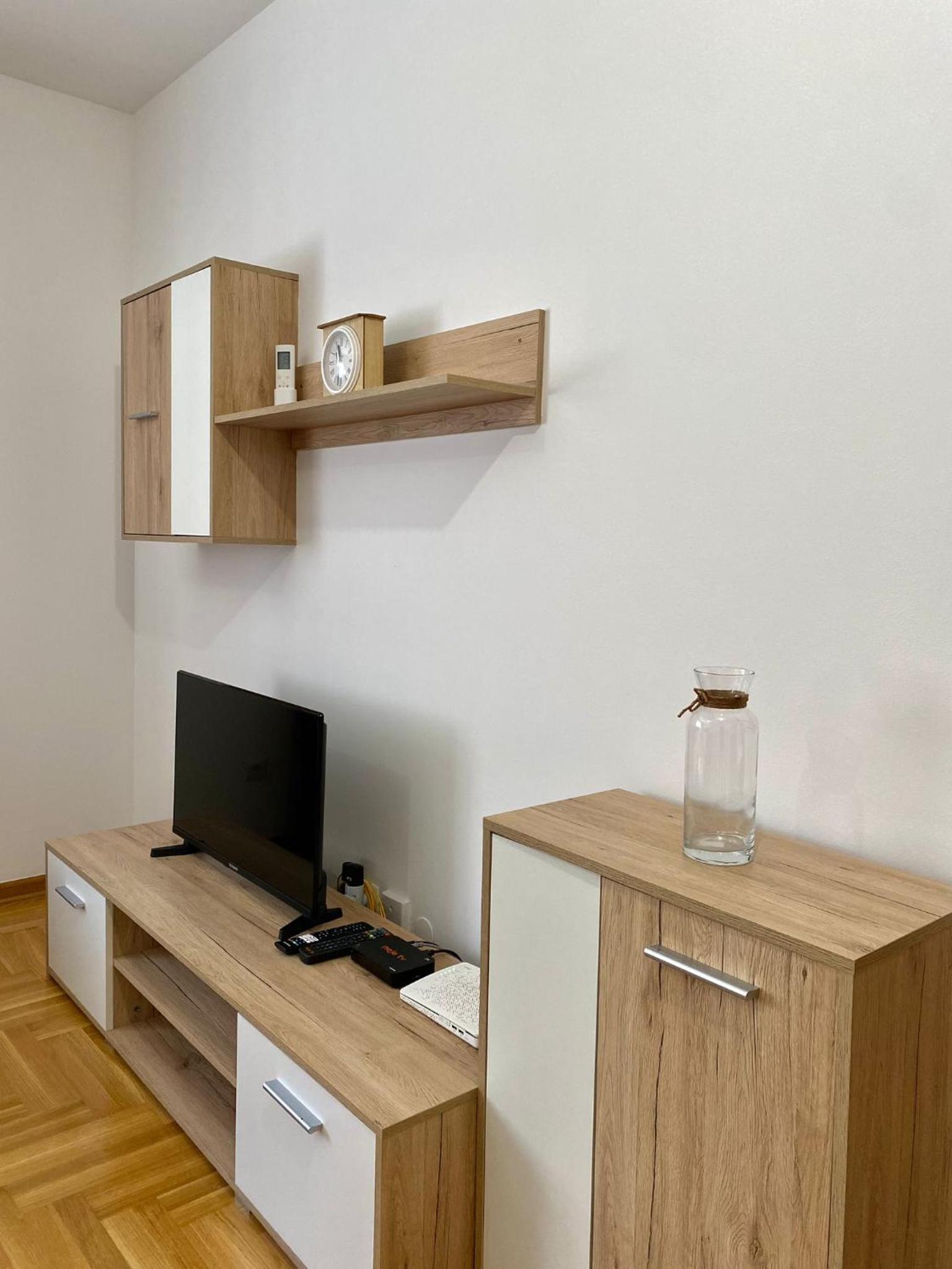 DB Apartment