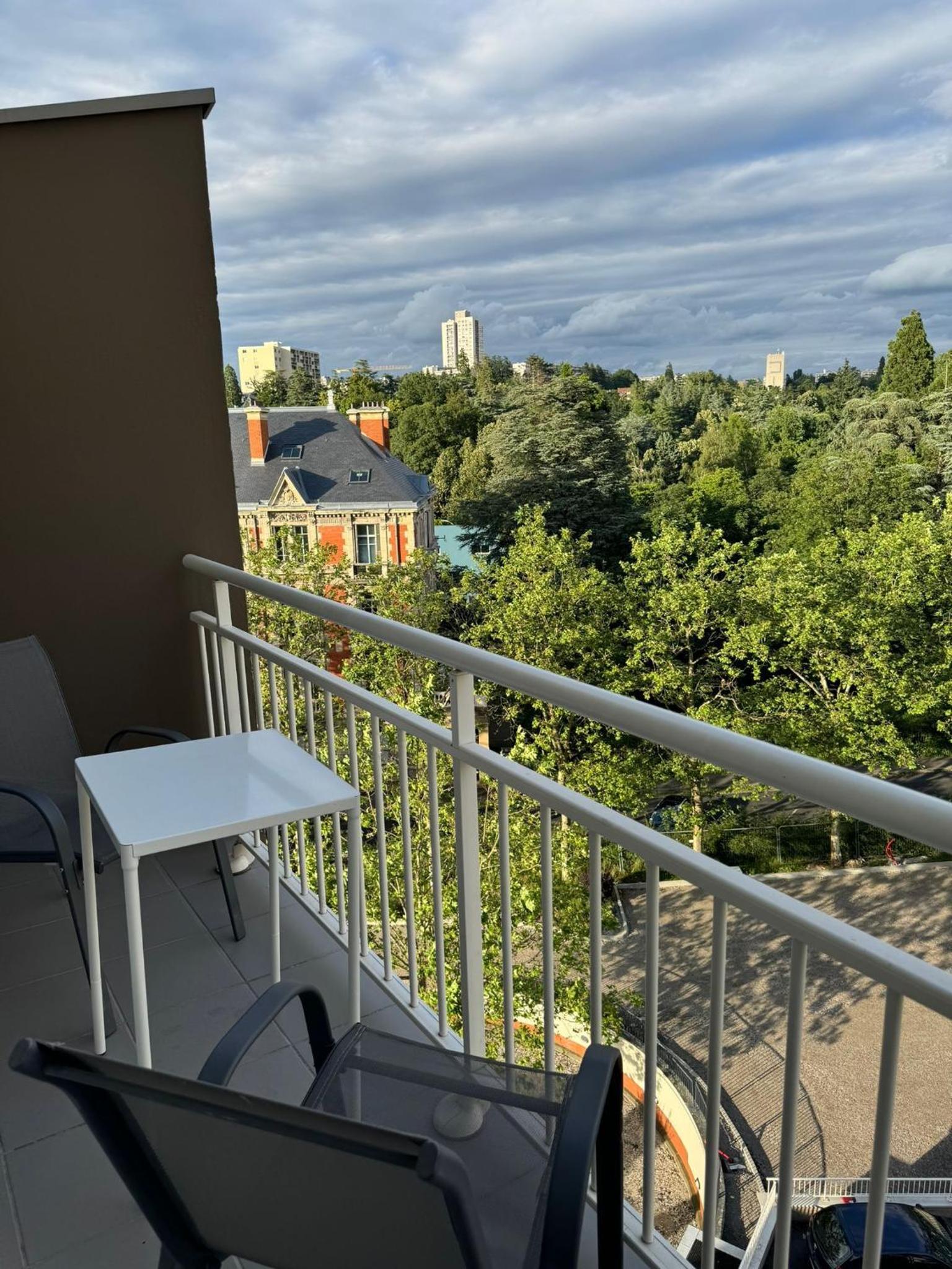 Appart' Hôtel Fauriel Saint-Etienne Parking privé balcon wifi, photo 38