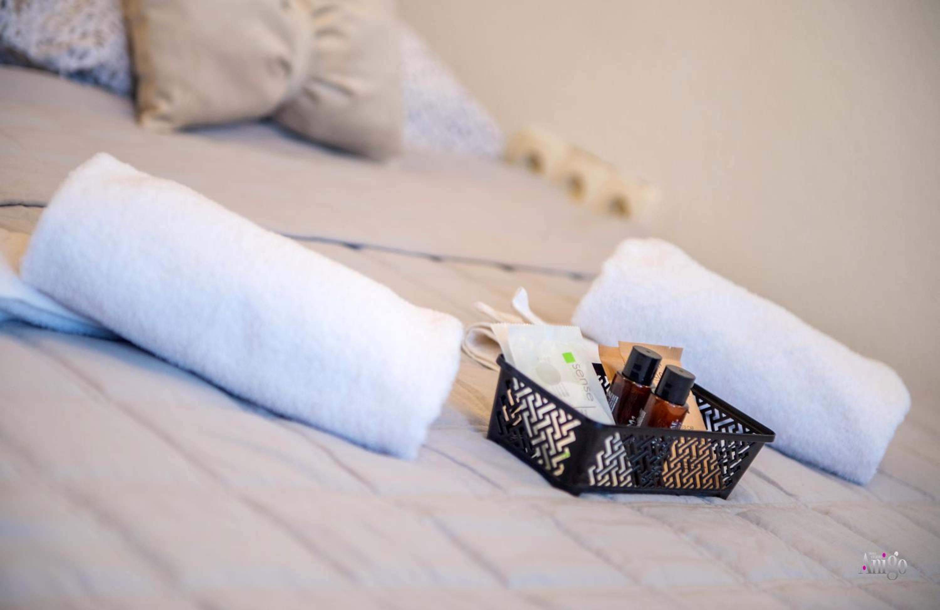 Studio Apartment Cozy Box