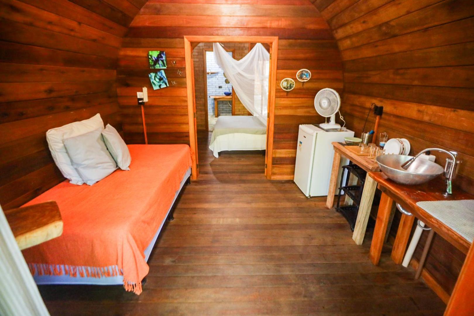 Alquimia Zen IGLUs de eucalipto na Reserva Aruá