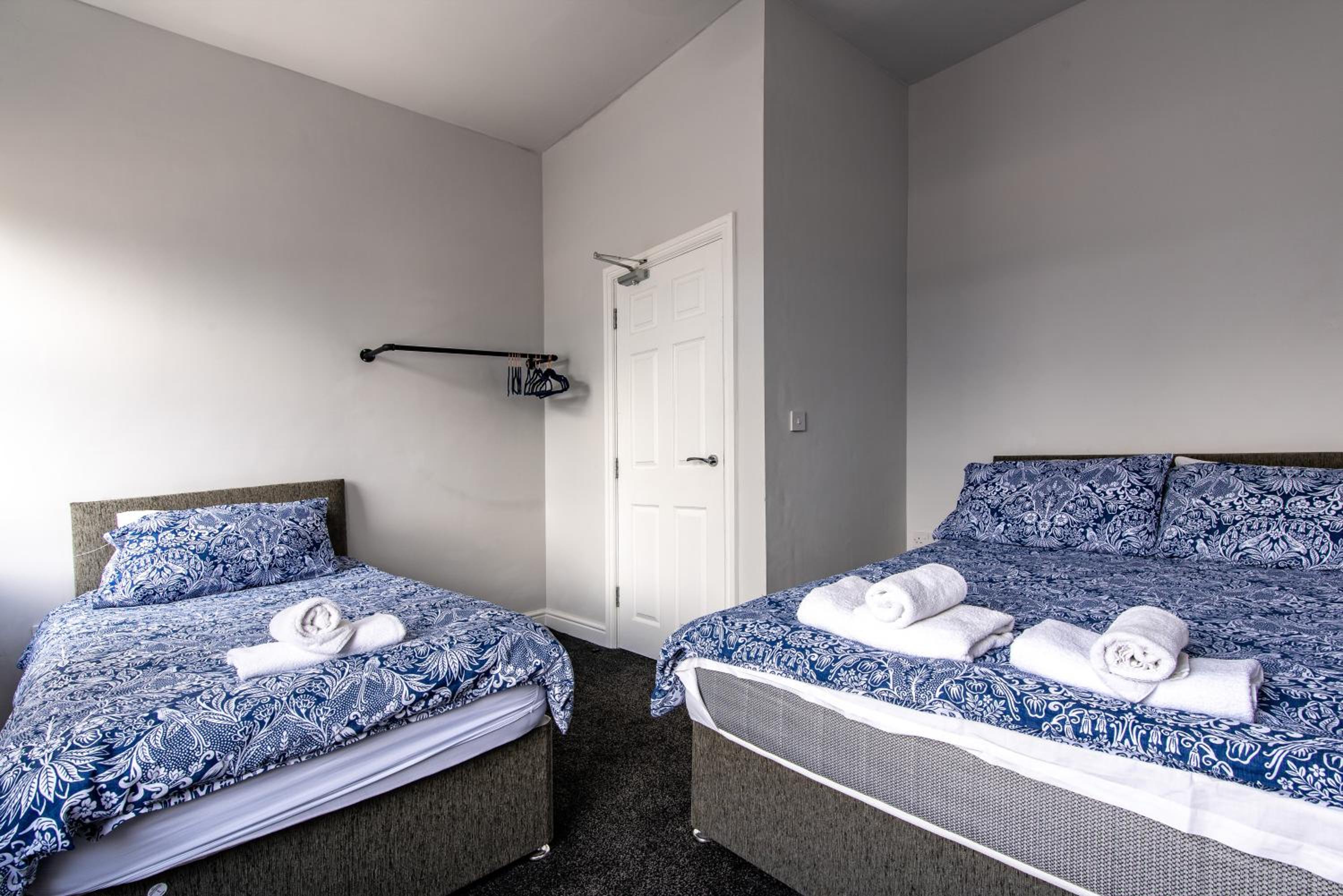 Maritime House Two - 4BR Sleeps 10 Near City Centre view 3