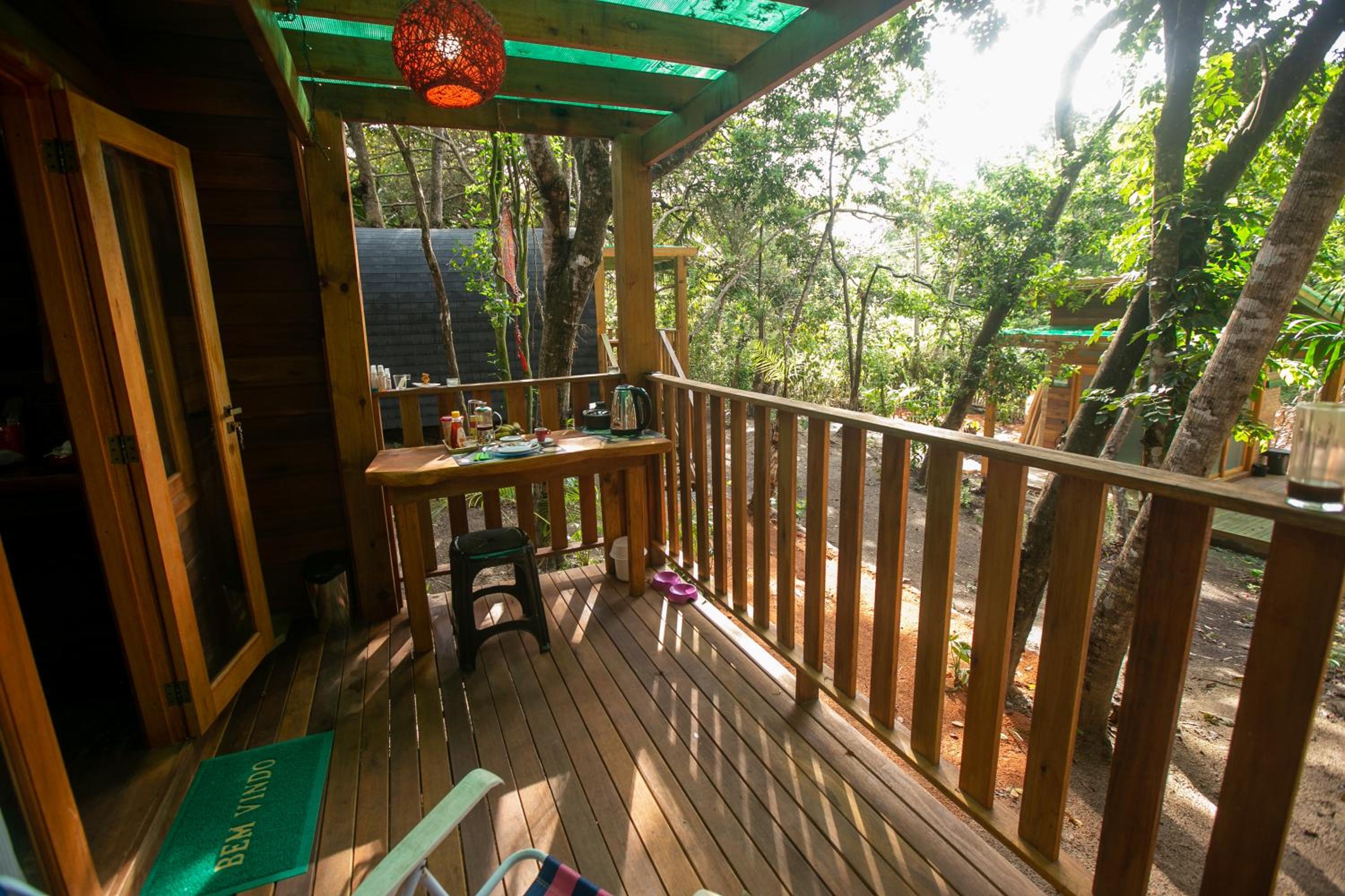 Alquimia Zen IGLUs de eucalipto na Reserva Aruá