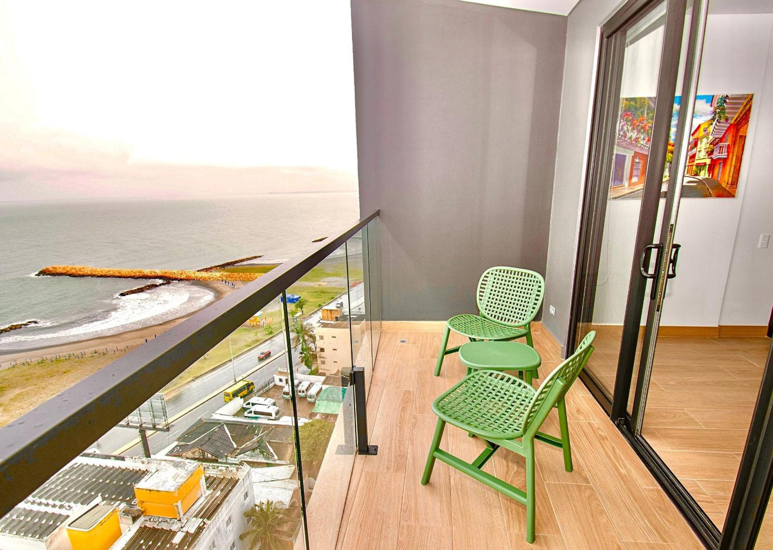 Sea Views from Murano Centro: Pool, Hot Tub and More