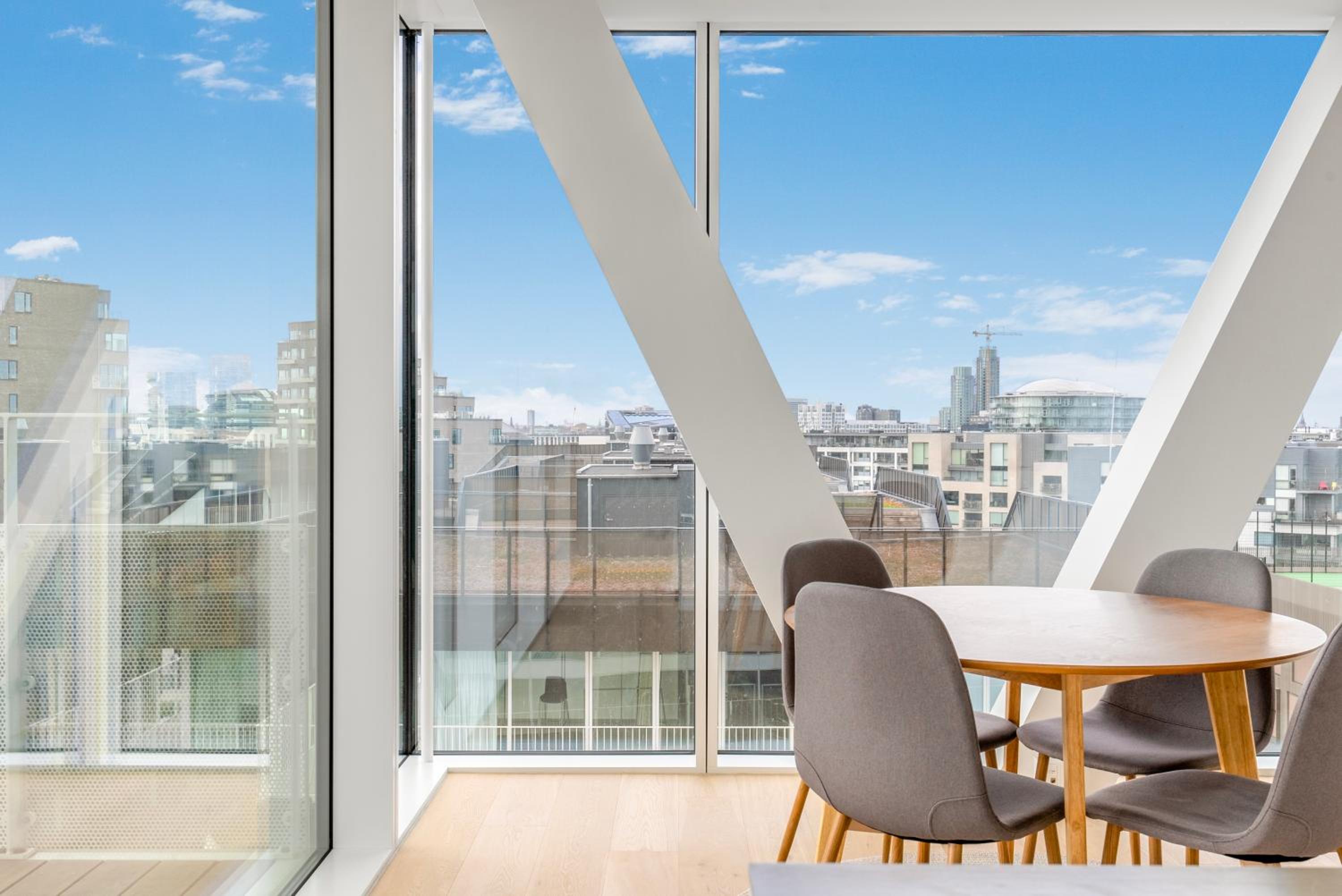 Luksuriøs 2BR Penthouse på Islands Brygge