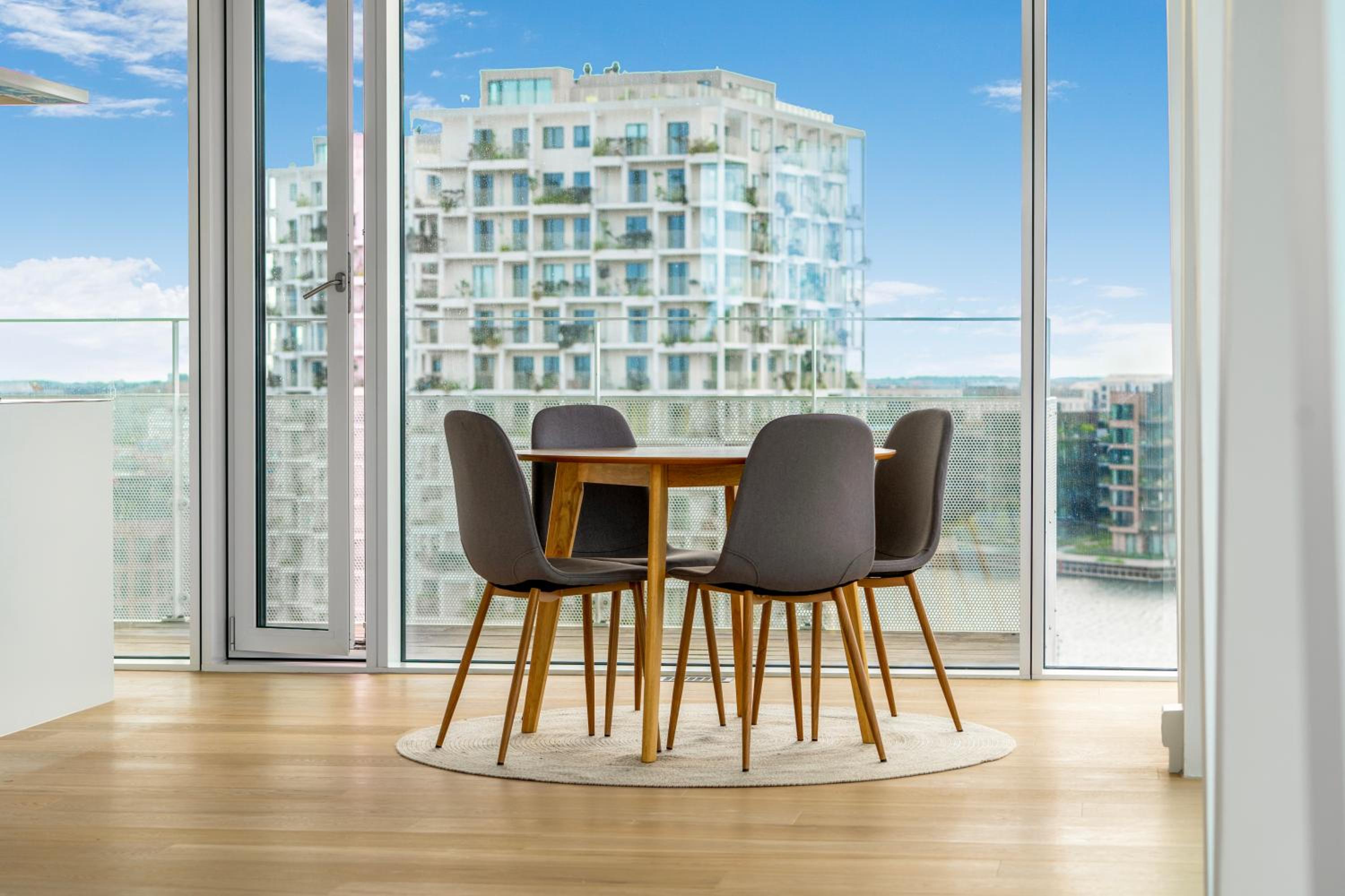 Luksuriøs 2BR Penthouse på Islands Brygge