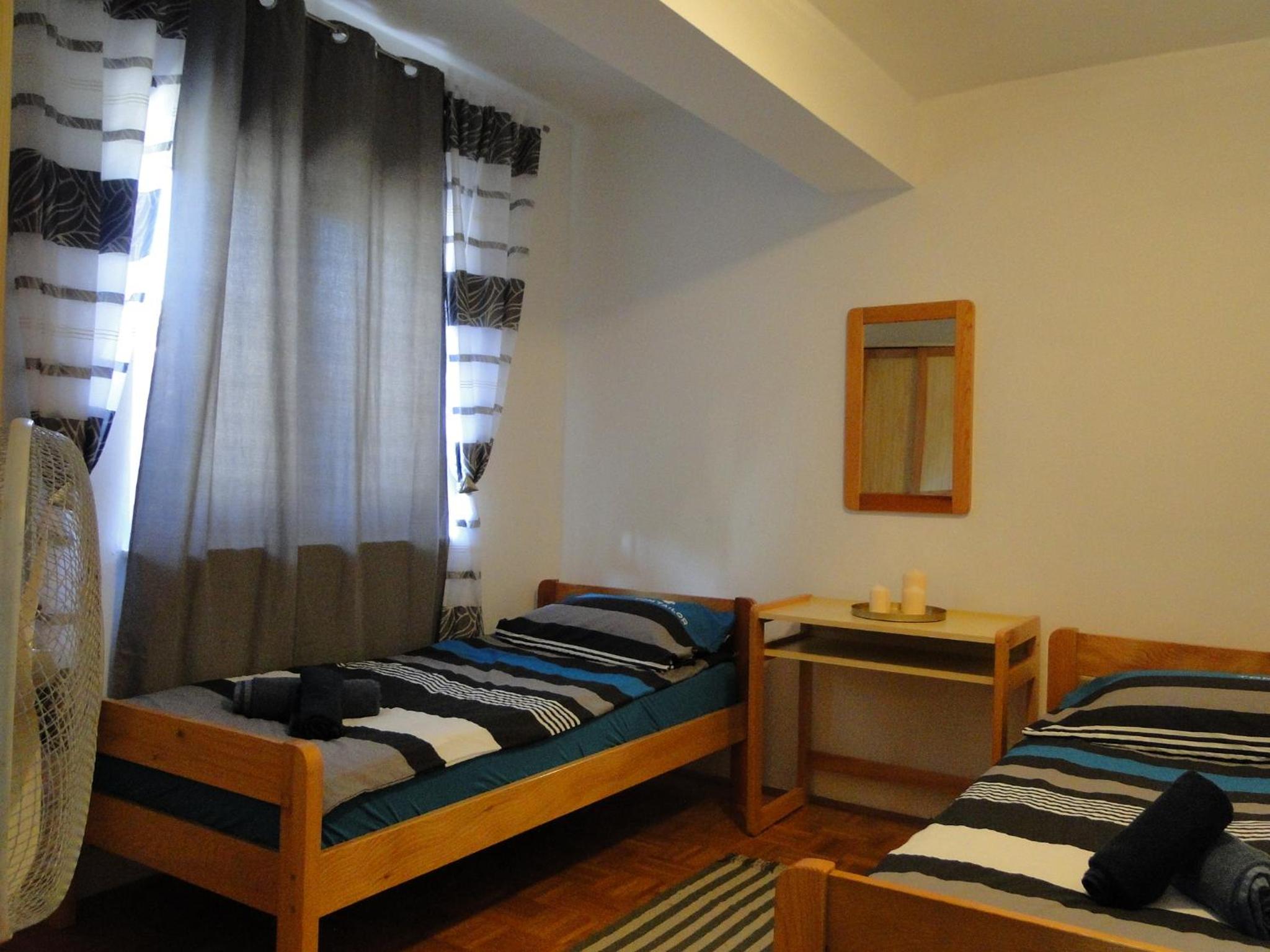 Photo 37