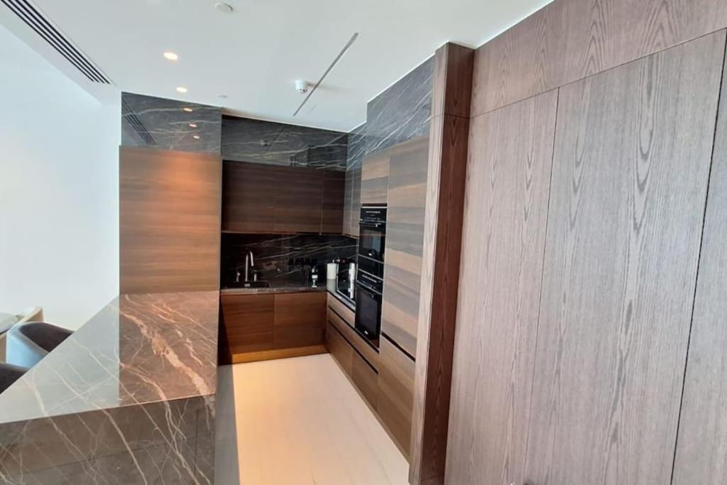 Del Mar 2 Luxe Bedroom 'C' Highrise Residence