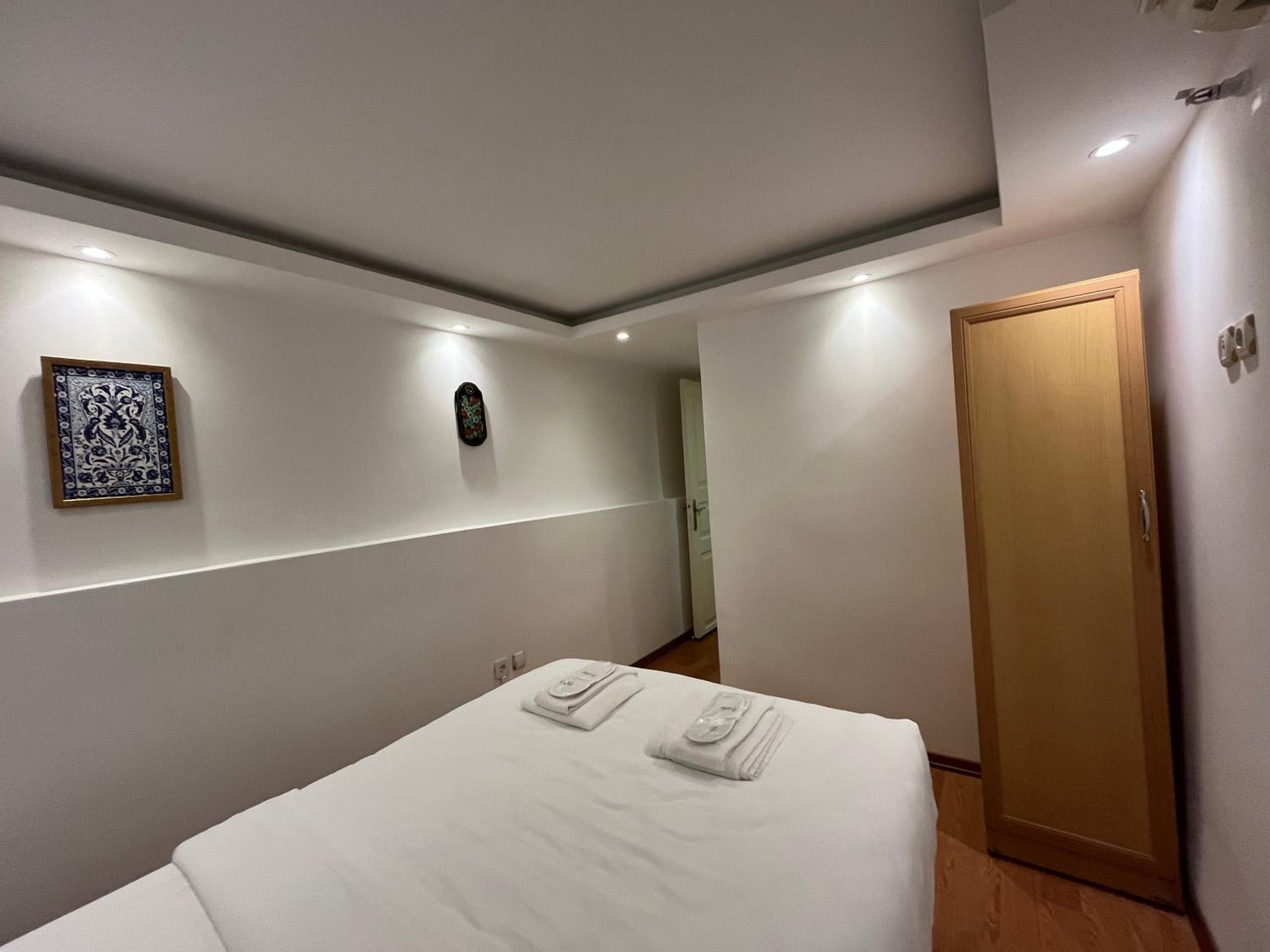 Le Safran Suite Hotel - Image 38