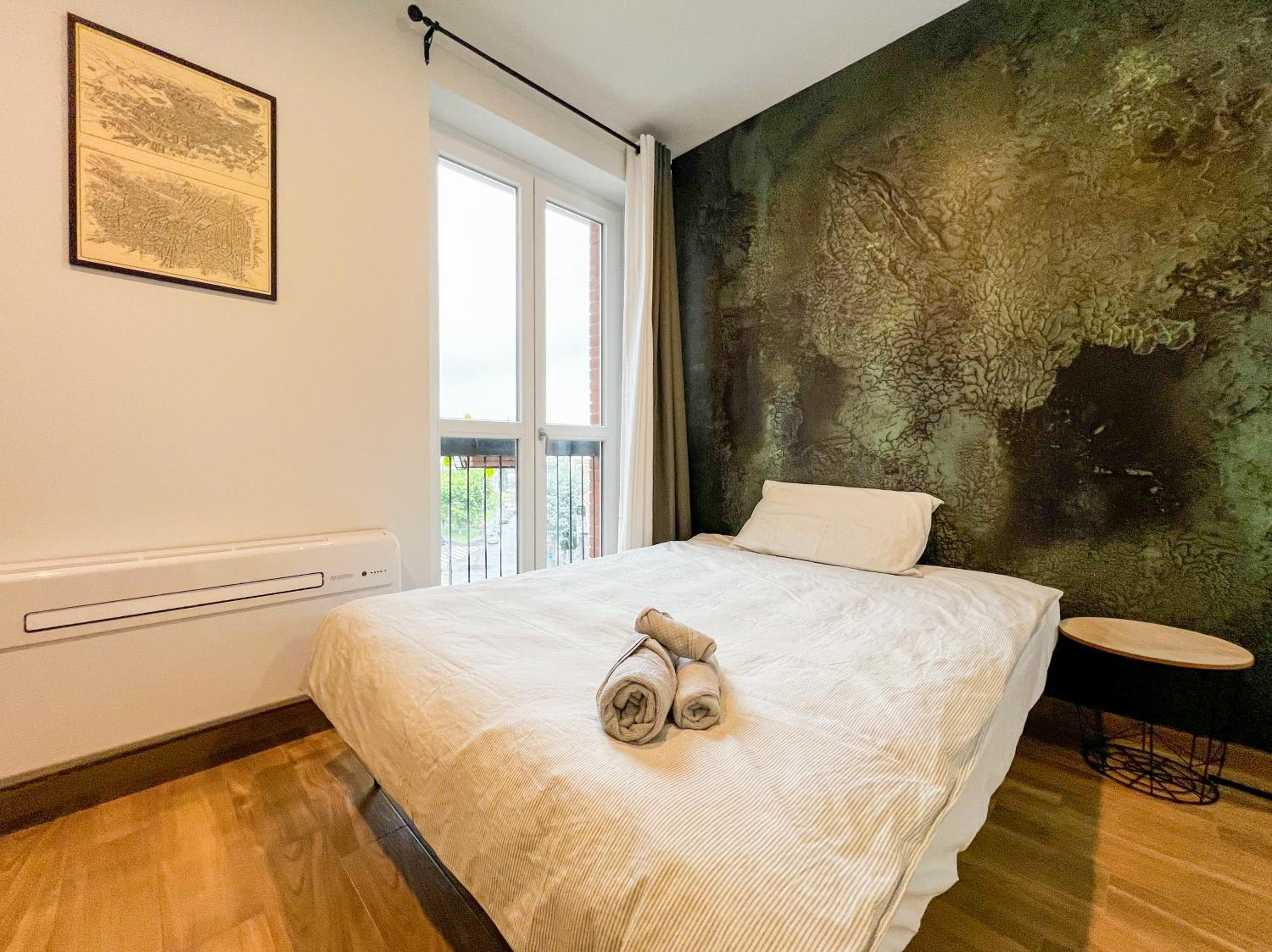 Repetti Suites - Two Adjacent & Independent Apartments 10 minutes to Milan City Centre & Linate Airport