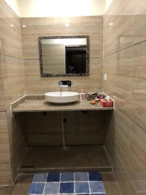 Spacious 5 Bedroom Park Facing House view 2
