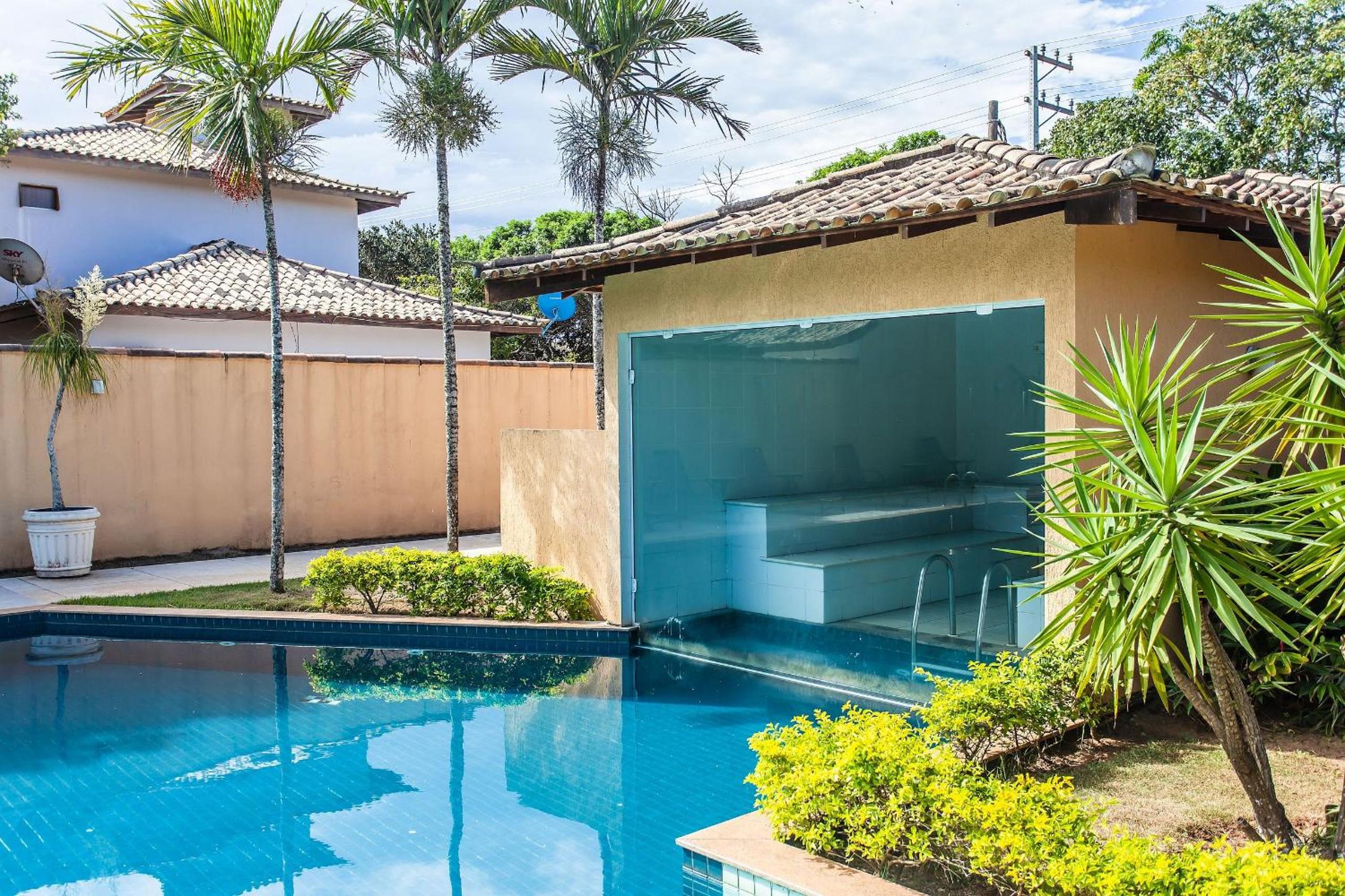 BZ12 Pertinho da praia! Casa completa 4 suites