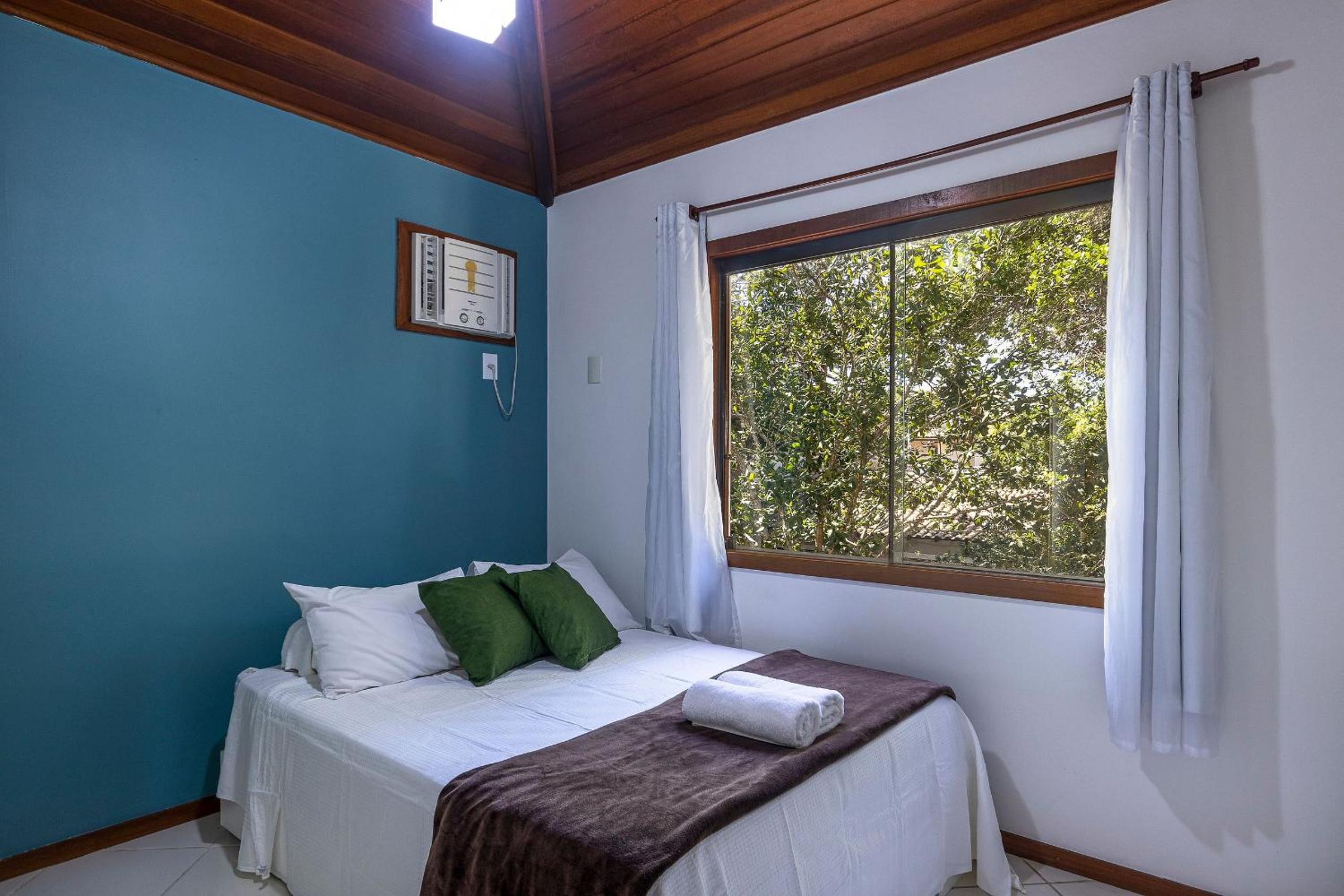BZ12 Pertinho da praia! Casa completa 4 suites