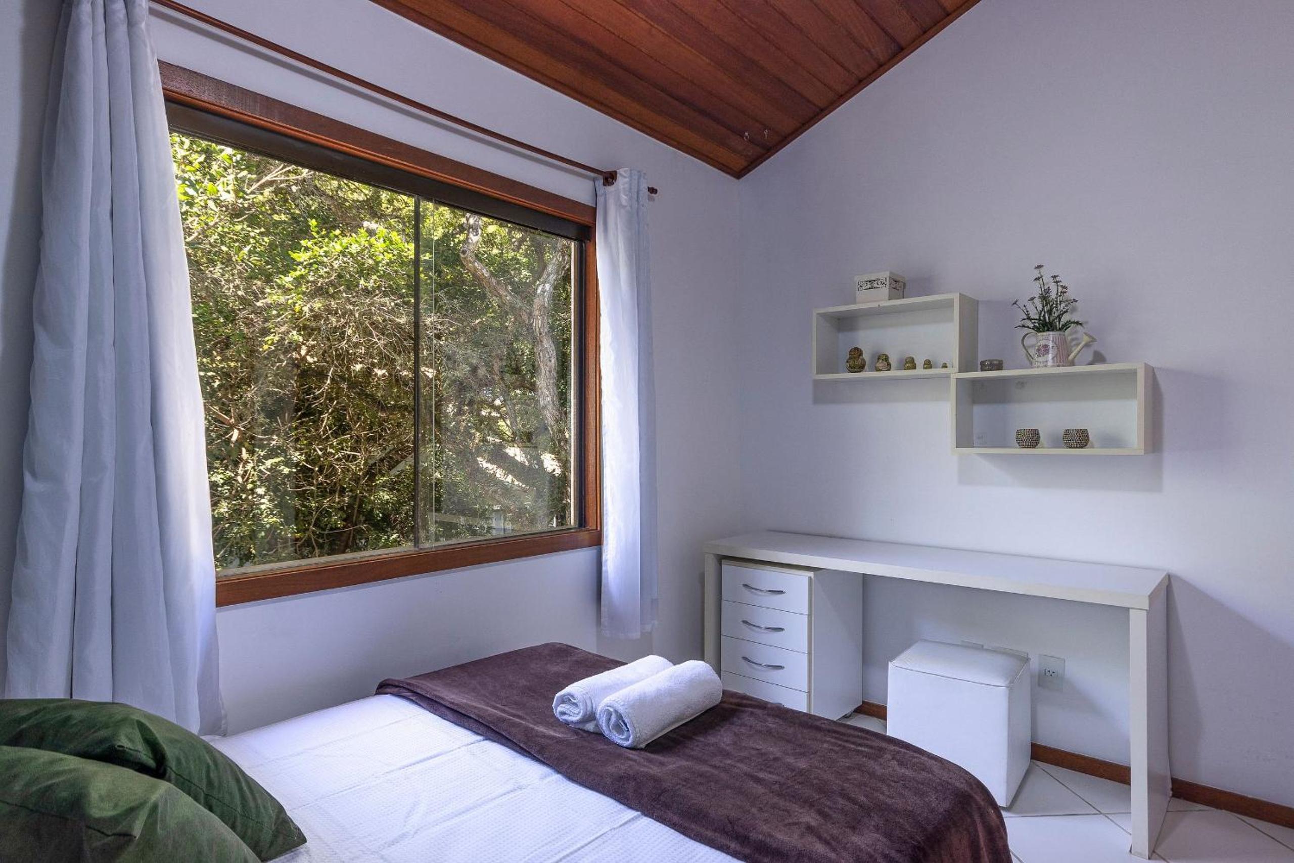 BZ12 Pertinho da praia! Casa completa 4 suites
