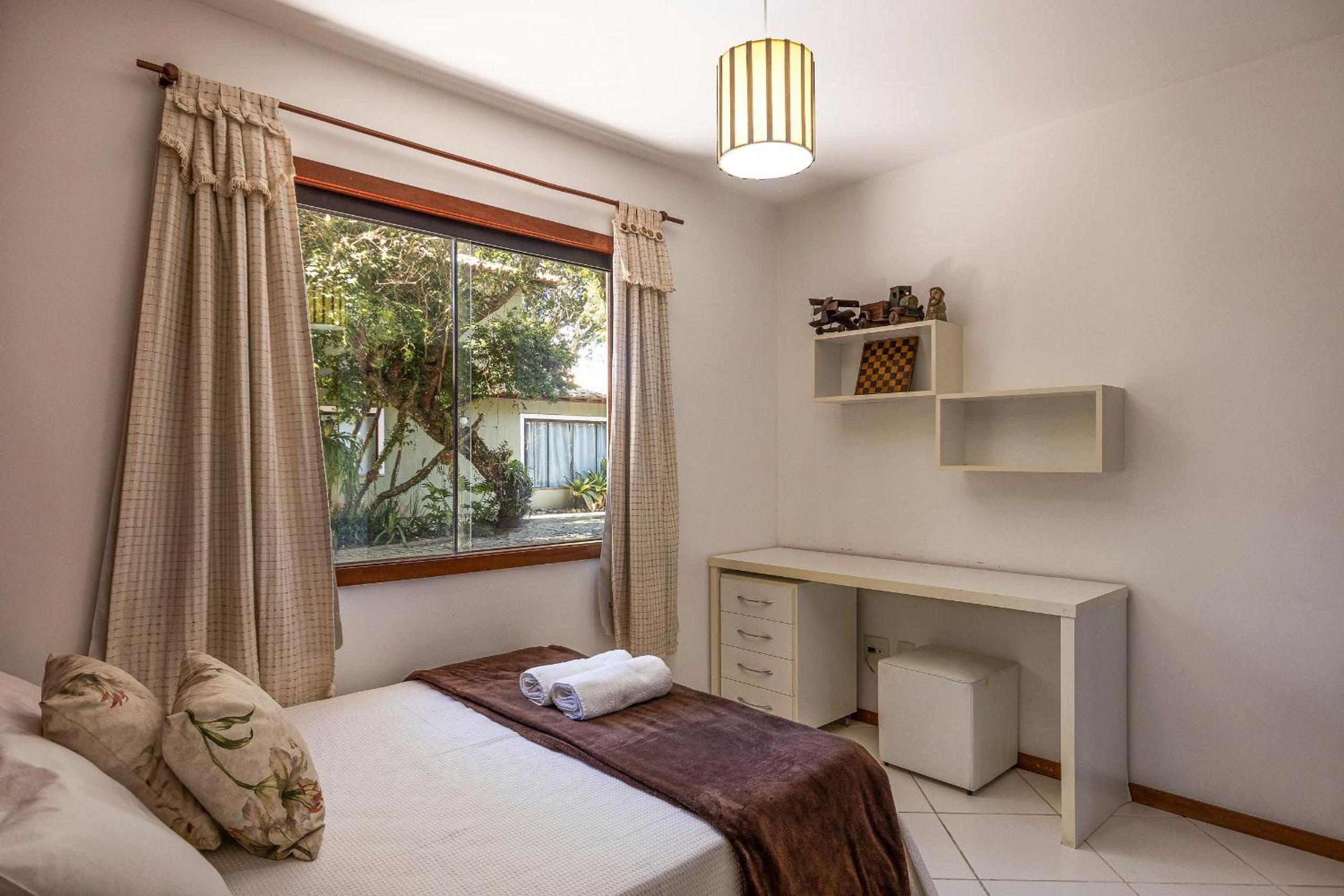 BZ12 Pertinho da praia! Casa completa 4 suites