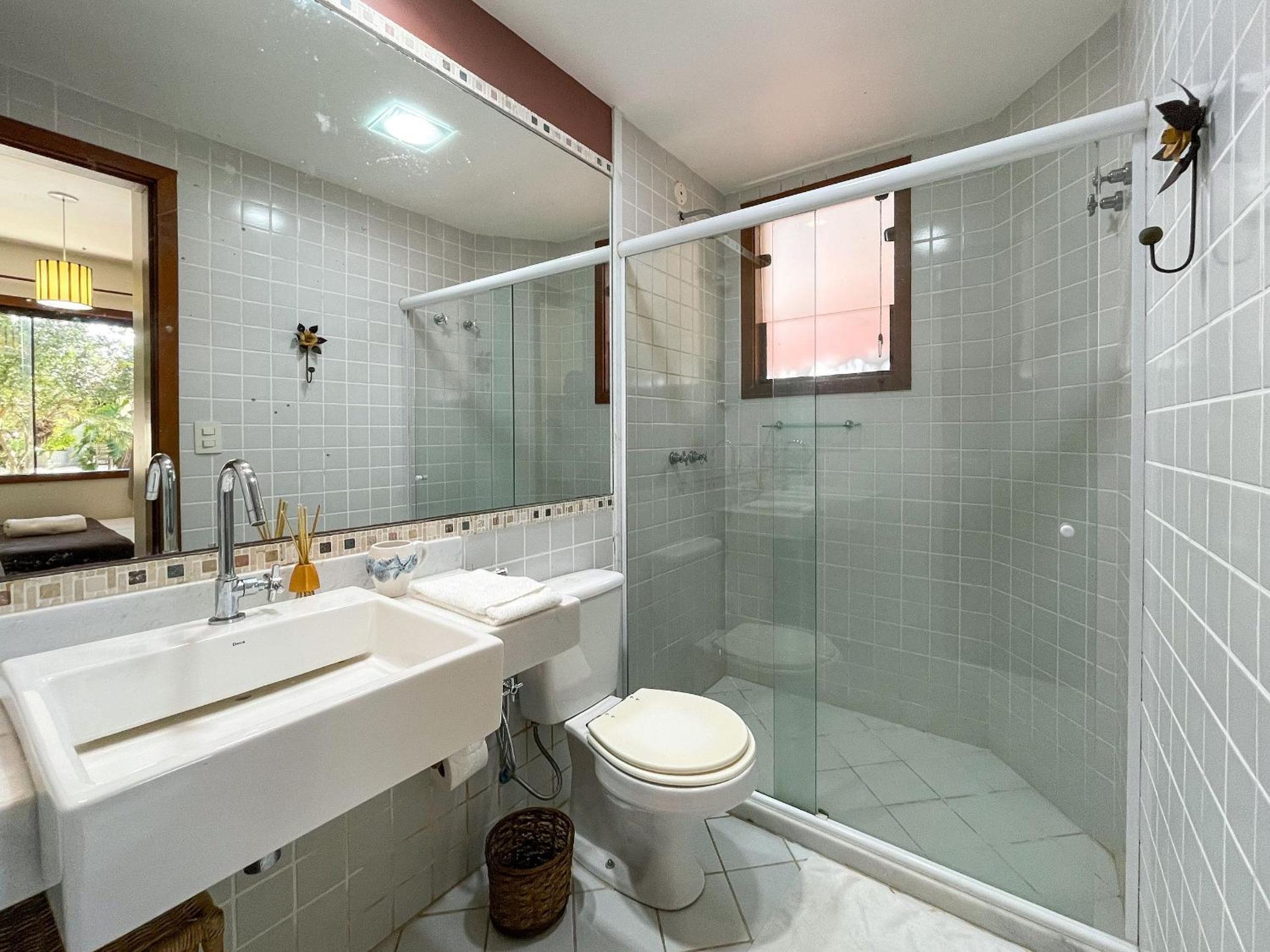 BZ12 Pertinho da praia! Casa completa 4 suites