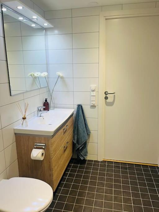 City Center 7th Floor Apartement with Beautiful View 2 bedroom Free parking