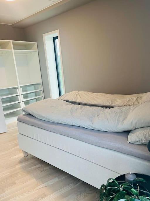 City Center 7th Floor Apartement with Beautiful View 2 bedroom Free parking