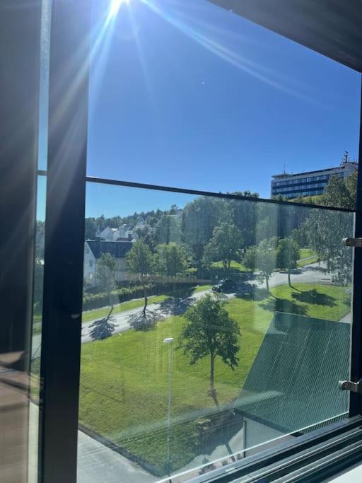 City Center 7th Floor Apartement with Beautiful View 2 bedroom Free parking