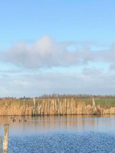 Waterchalet number 6 Recreationpark Yn'e Lijte Grou met ligplaats boot