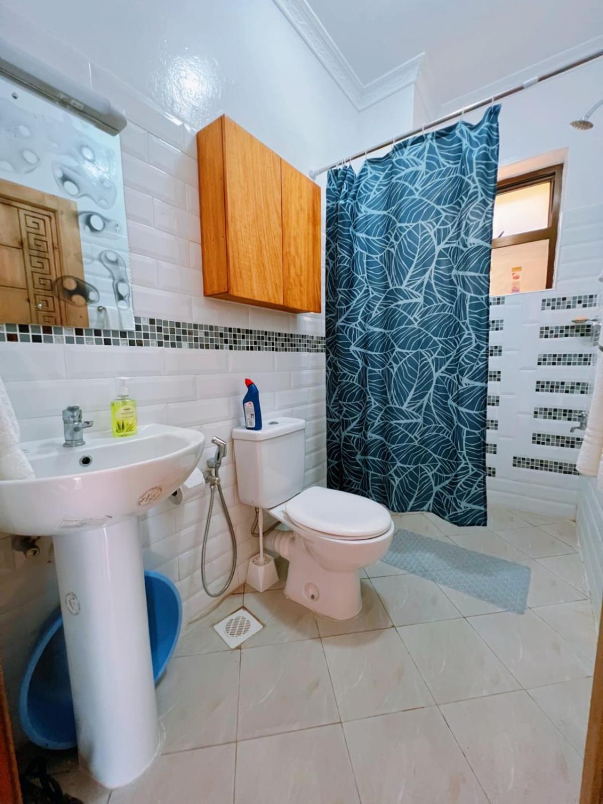 Amarossi Eagle Residence 3rd Avenue Beach Apartments Nyali view 4
