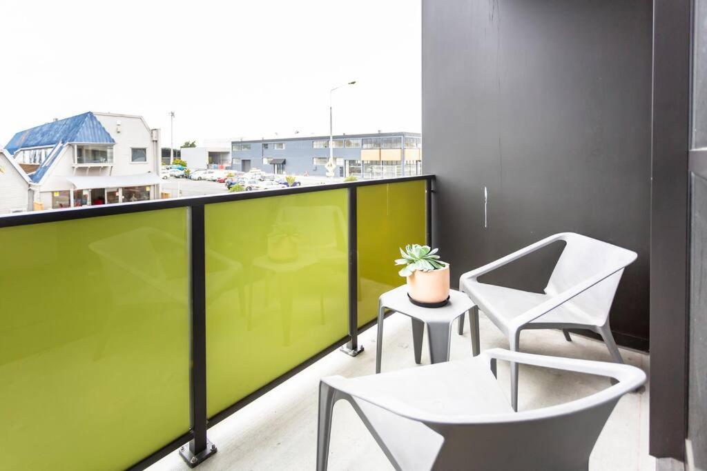 Stylish Central City Apartment