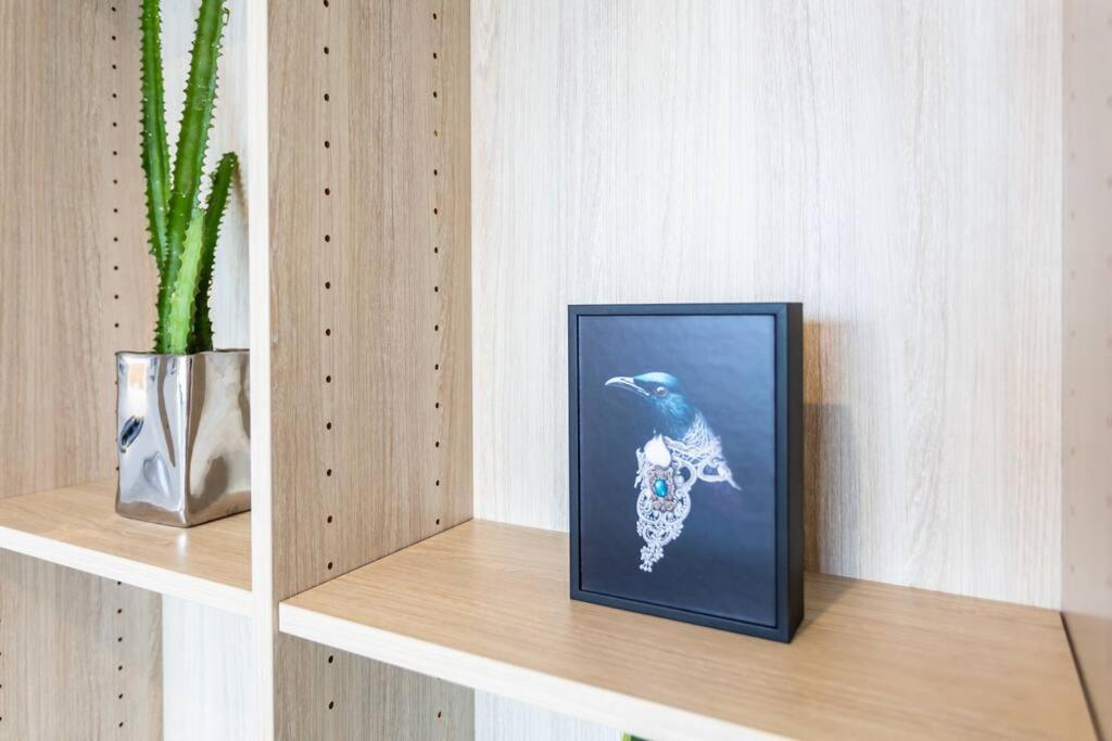 Stylish Central City Apartment