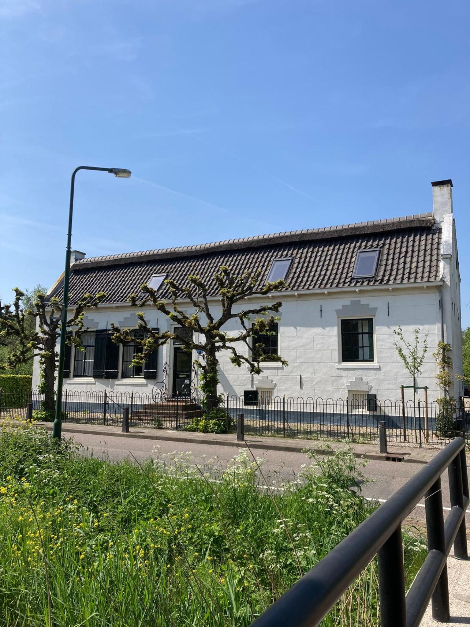 Beautiful renovated Farmhouse