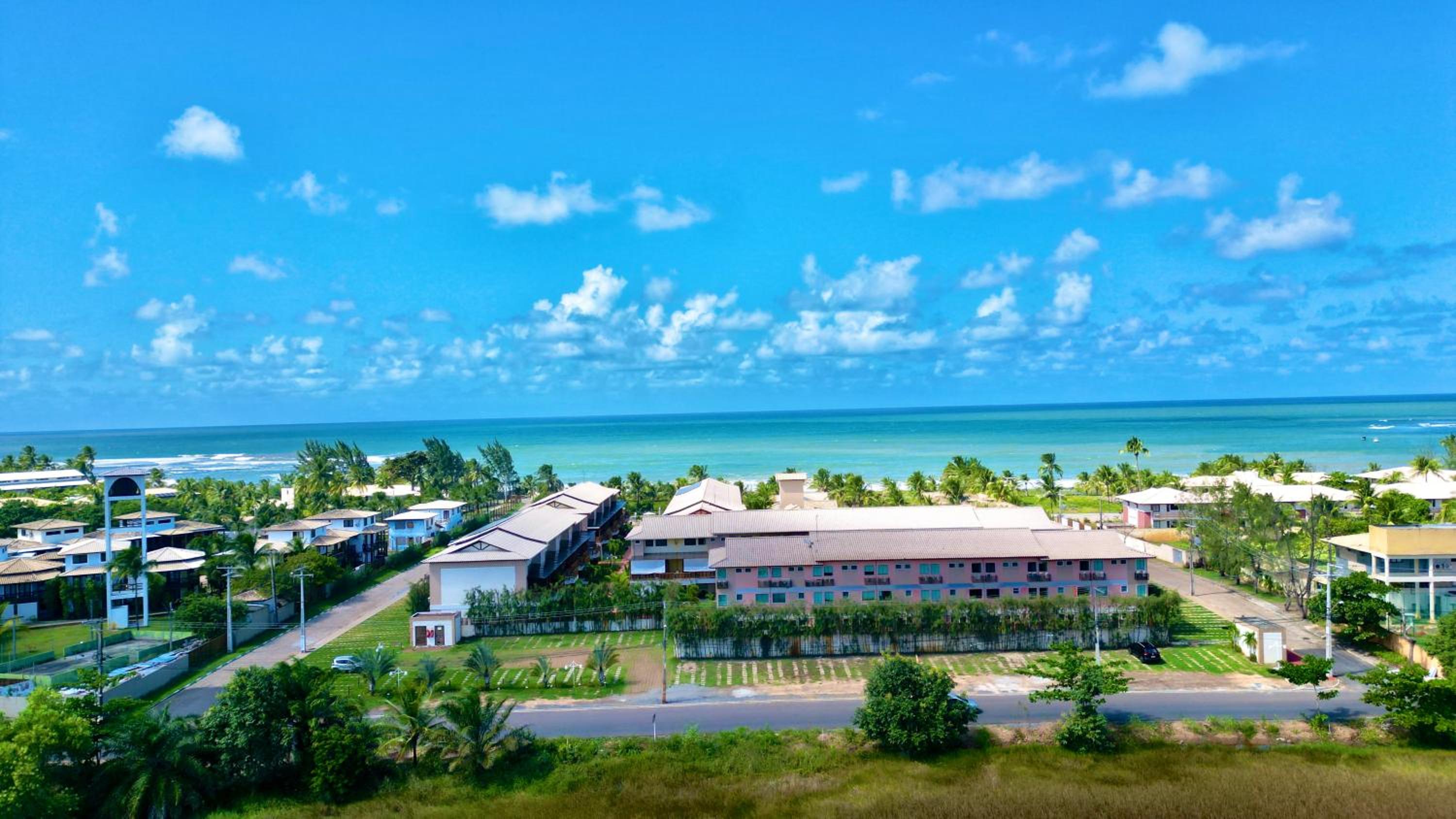 Itacimirim Summer Ville - Pé na areia