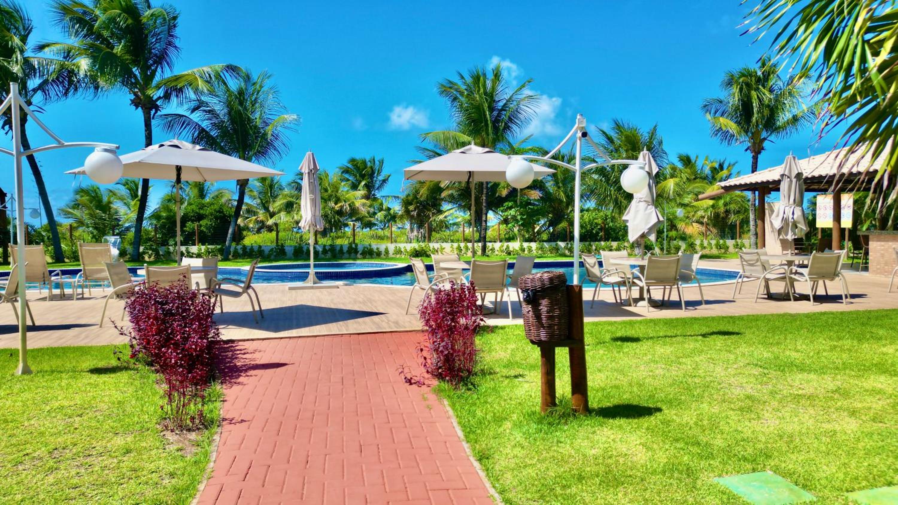 Itacimirim Summer Ville - Pé na areia