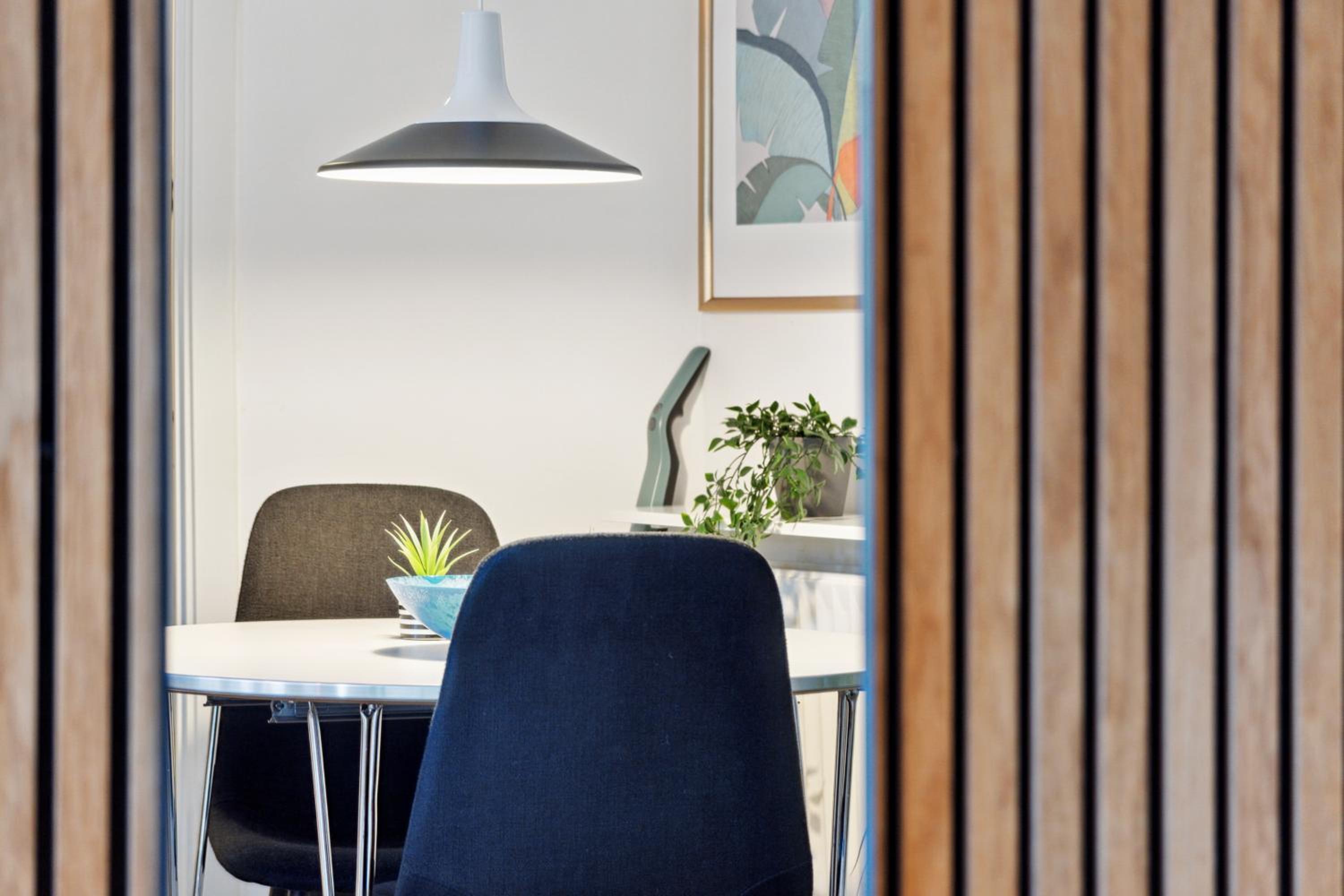 Minimalistisk Studiolejlighed i Centrum af Aarhus