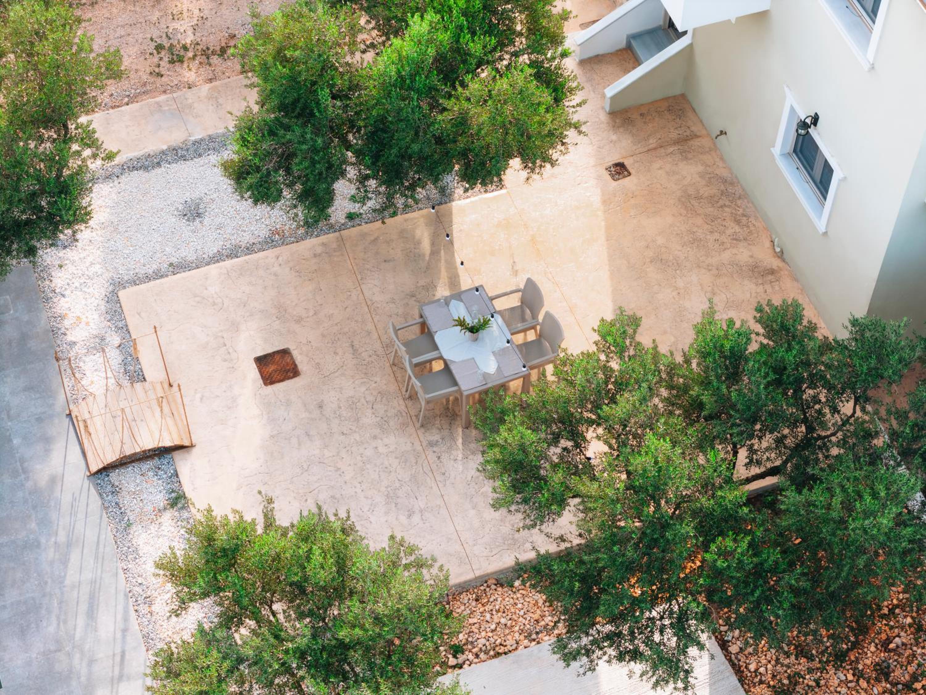 Villa Di Leon - Uniquely Designed Villa with Pool in a Picturesque Village near Famous Porto Limnionas, Offering Exceptional Hospitality By Villa Mana Gers