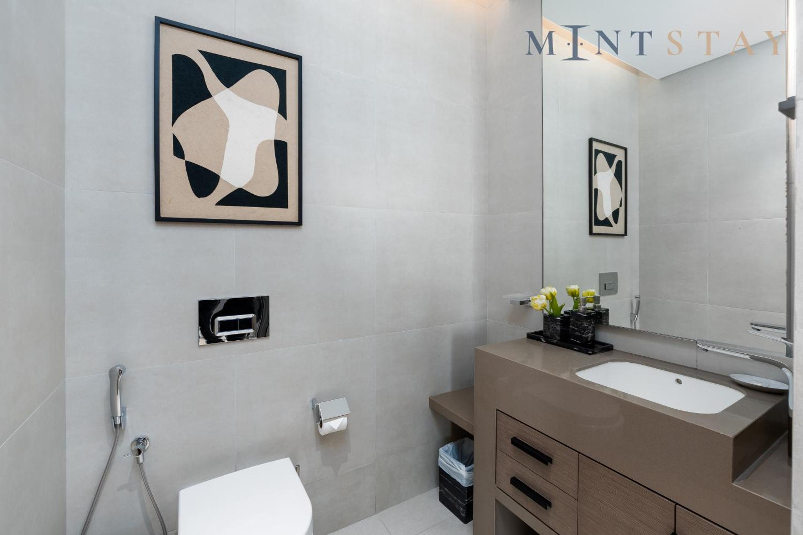 Address JBR Marina Views, Address Beach Resort Residence, Dubai Marina - Mint Stay