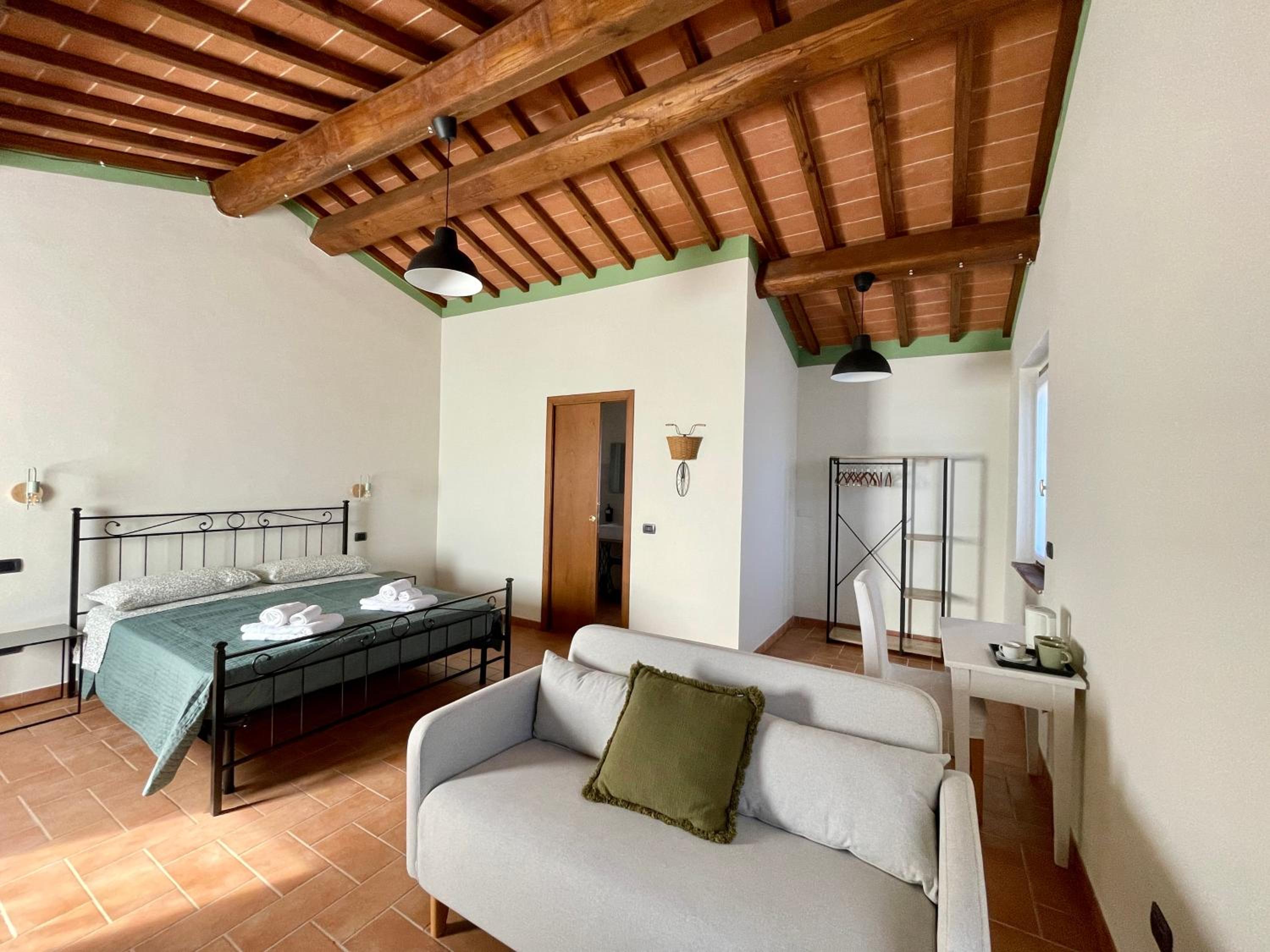 Casale dell'Assiolo Bed and Breakfast view 4