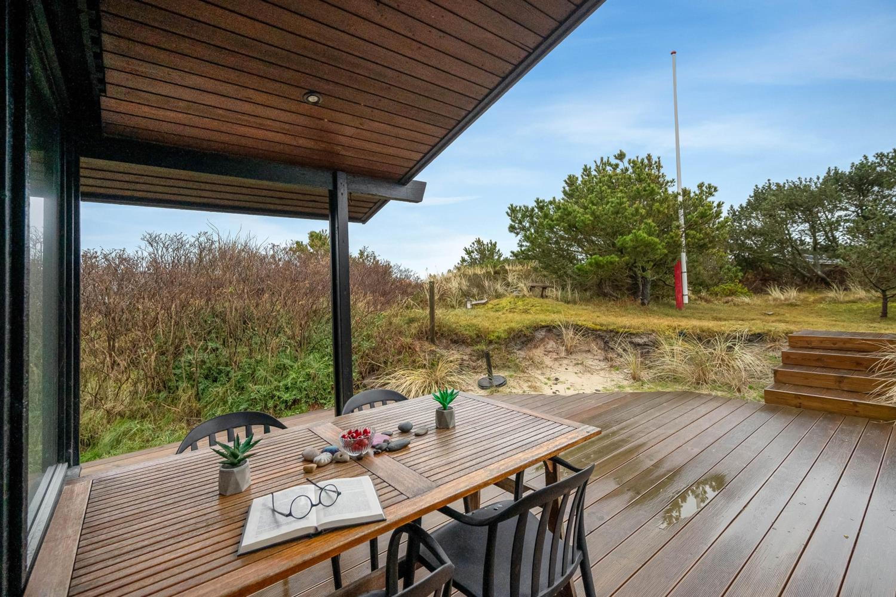 Lovely Holiday Home 400 Meters From North Sea view 2