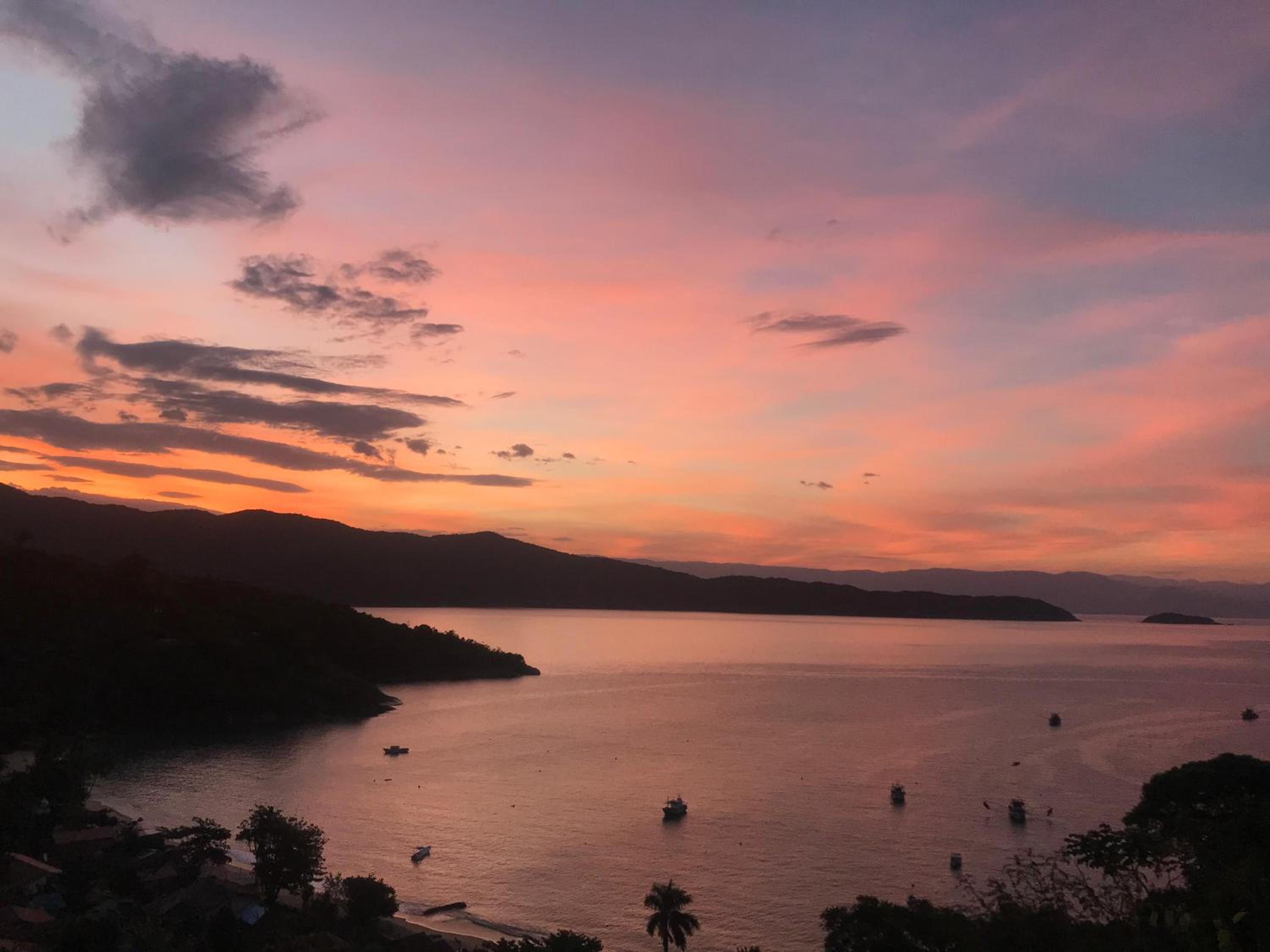 Casa com Wi-fi em Pouso da Cajaíba Paraty