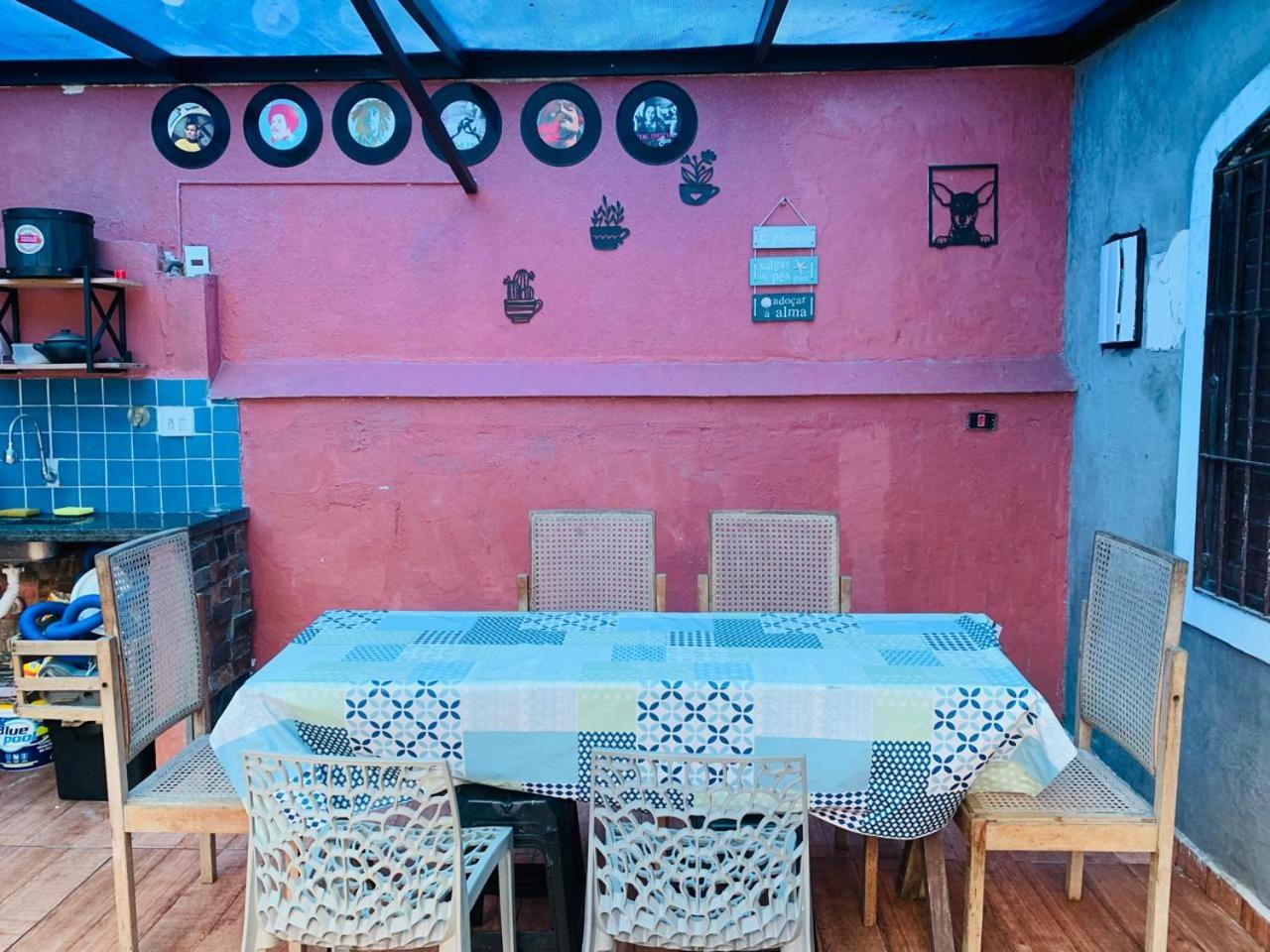 Casa em Peruibe 3 dormitórios sendo 1 suite Pe na Areia