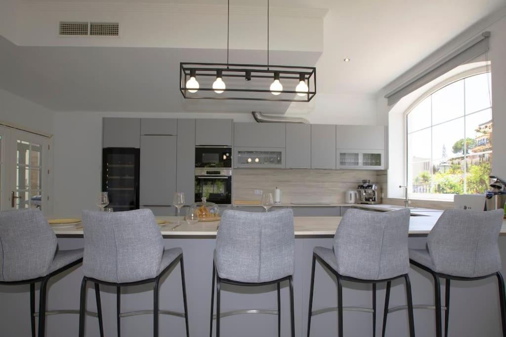 R35 Spacious private villa&pool&SPA view 3
