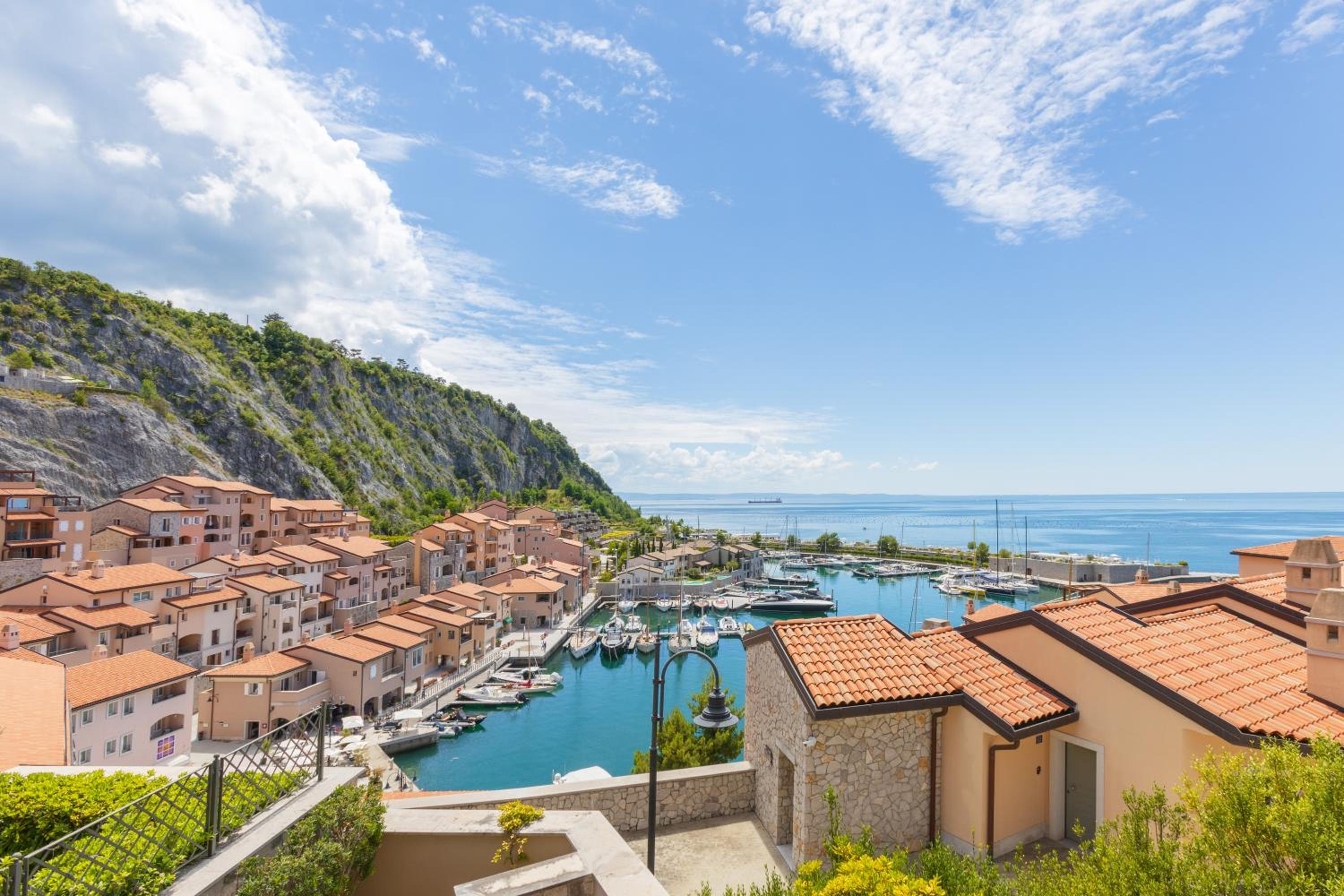 Portopiccolo Apartments - Topazio nel Borgo