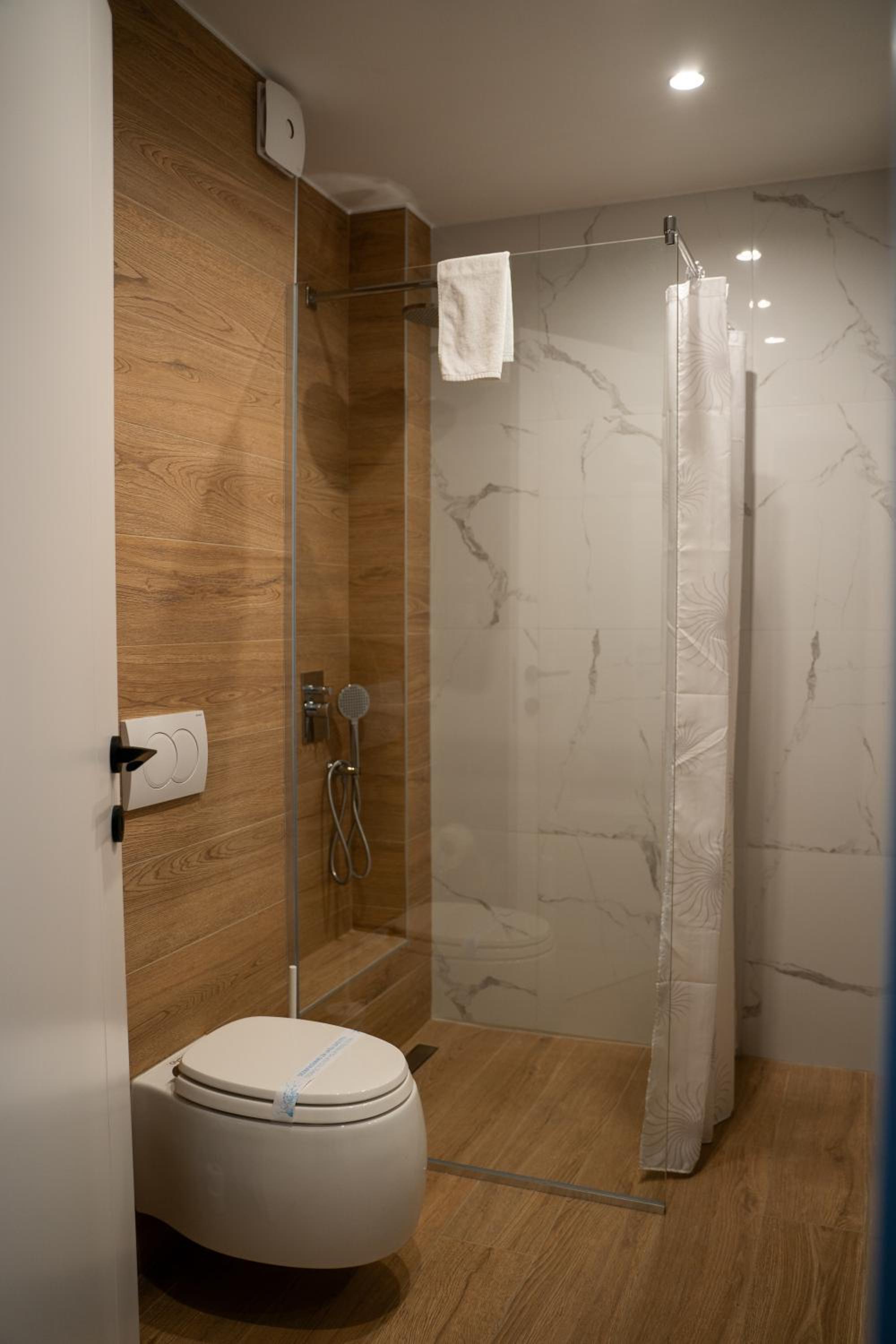 Apartmani Laketić