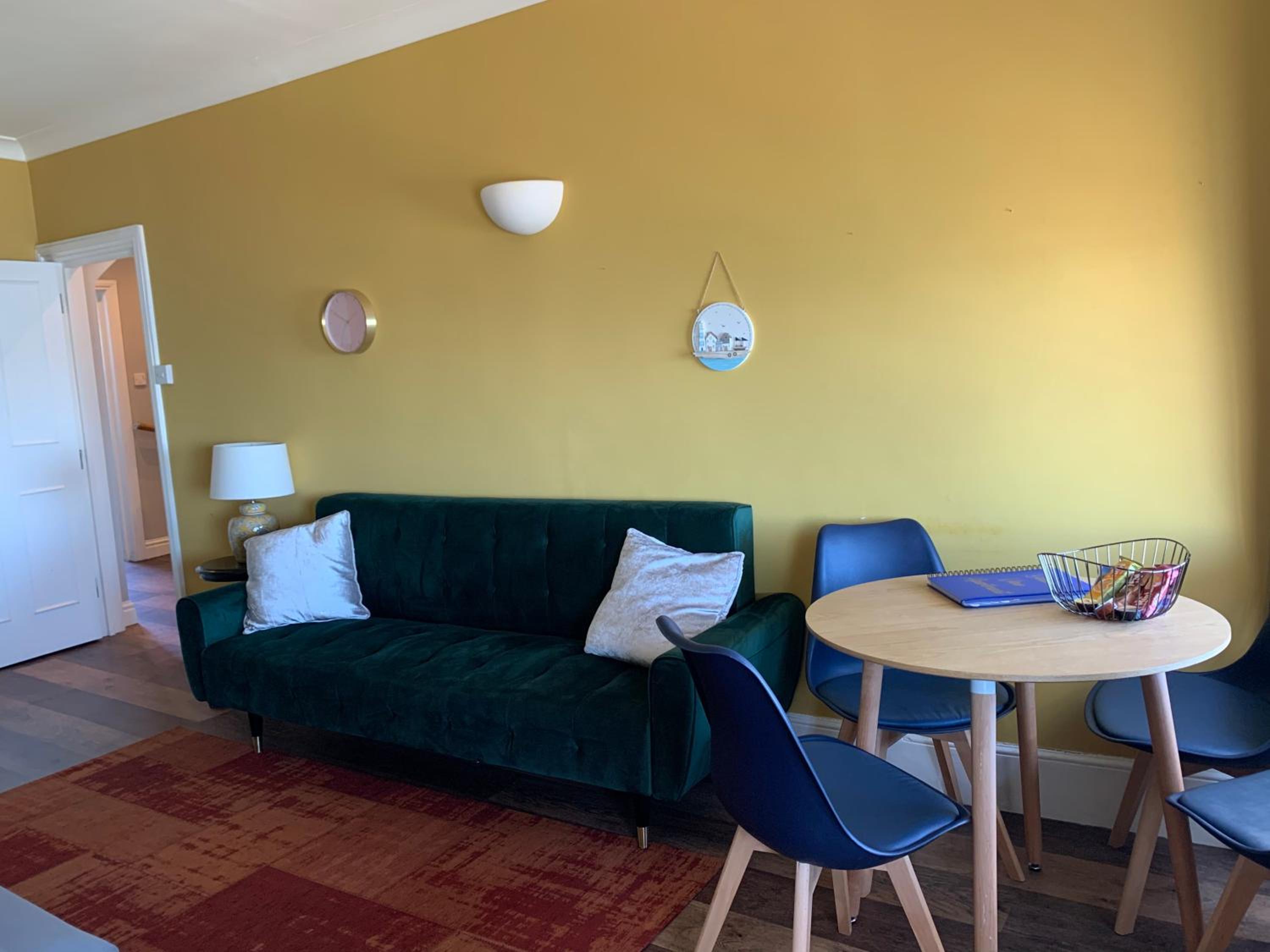 Beach View Apartment - Top floor sea view Ramsgate view 4