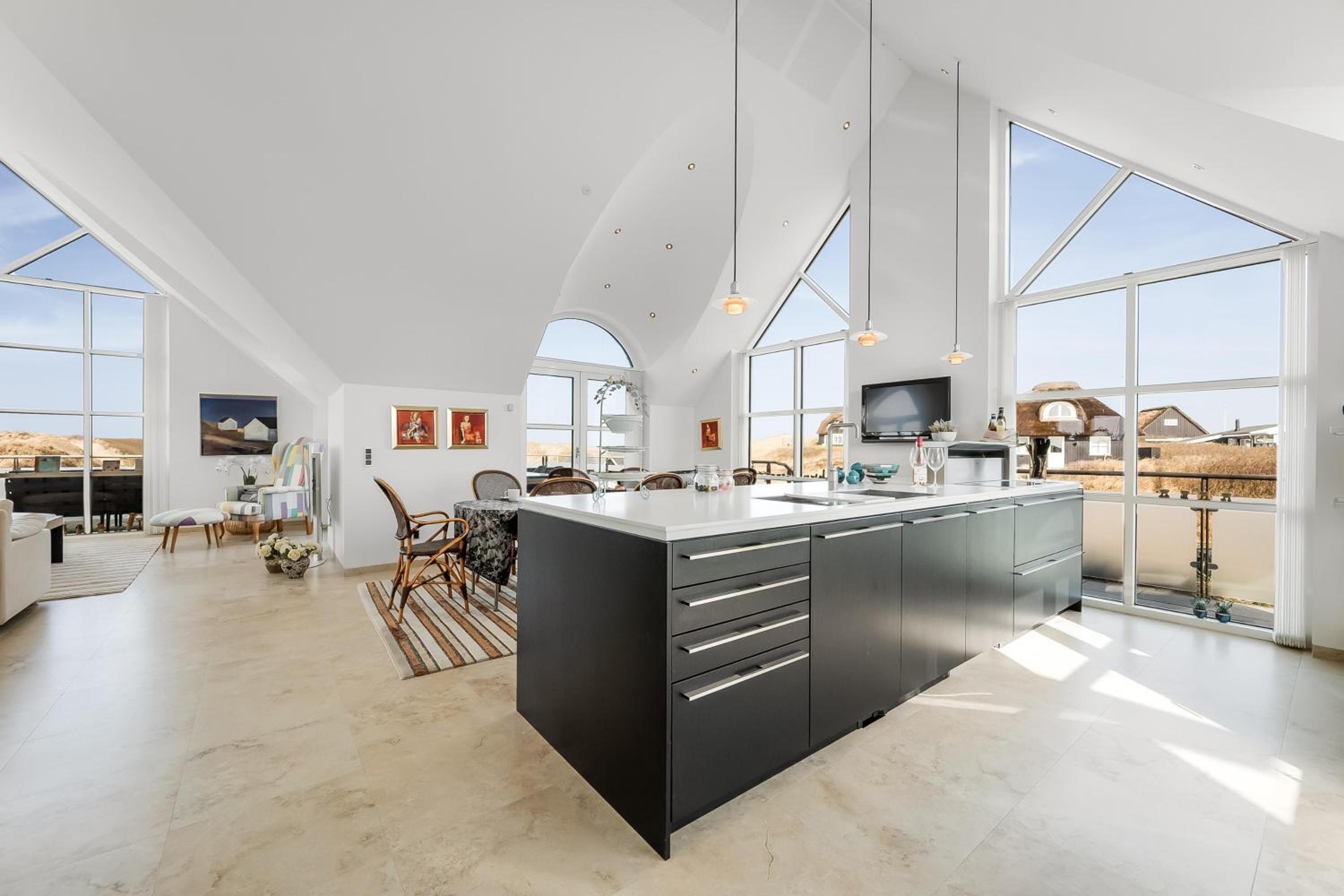 Unique Holiday Home For 10 People With A Large Outdoor Wellness Area - 1030 view 3