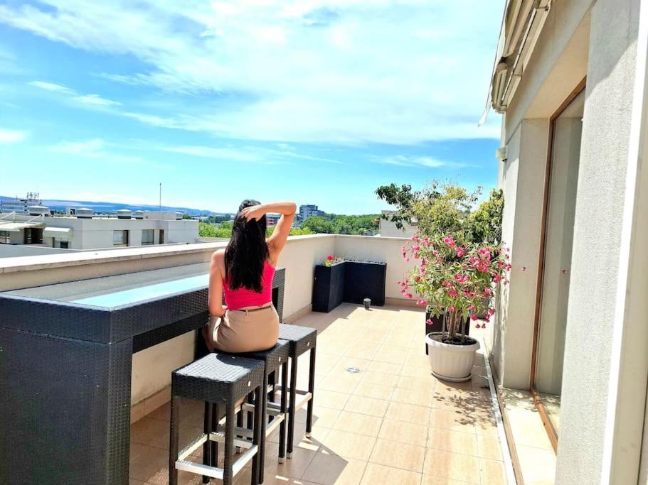 Spacious Prestige Penthouse