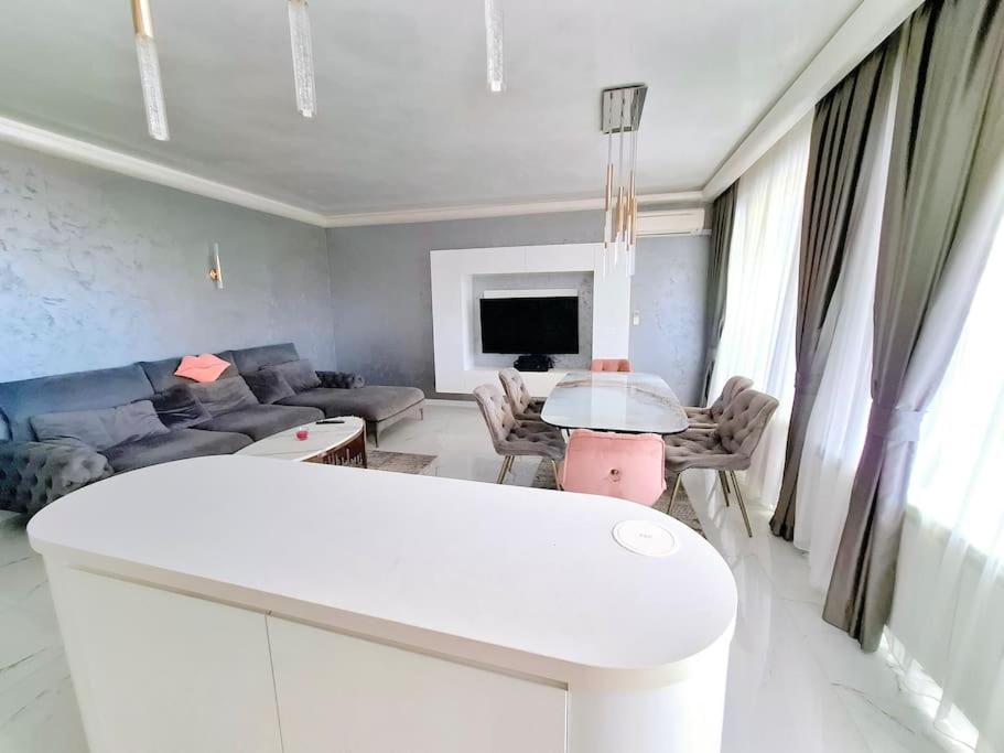 Spacious Prestige Penthouse