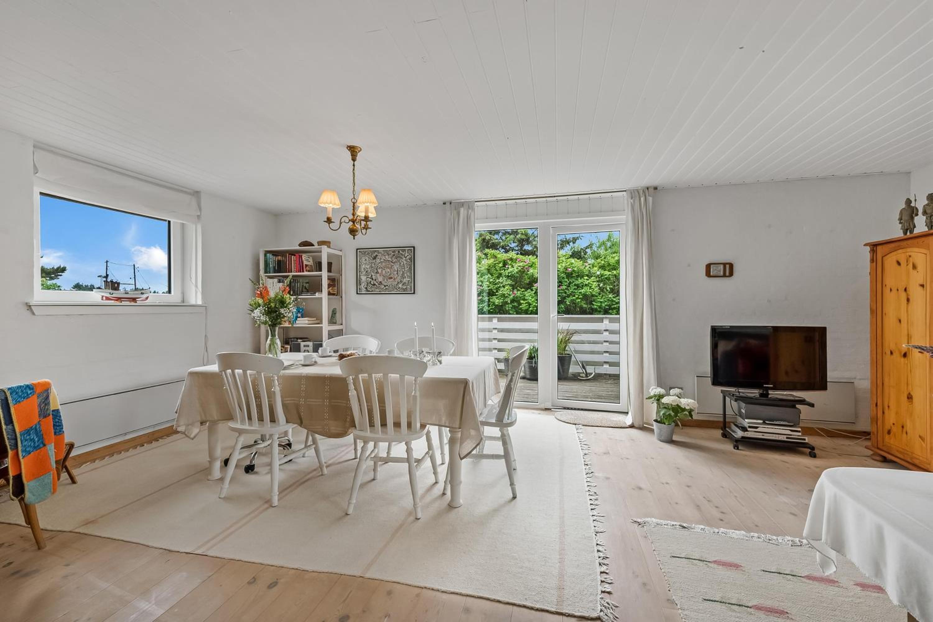 Cozy Holiday Home, Located In The Peaceful Area Of Klegod - 1038 view 5