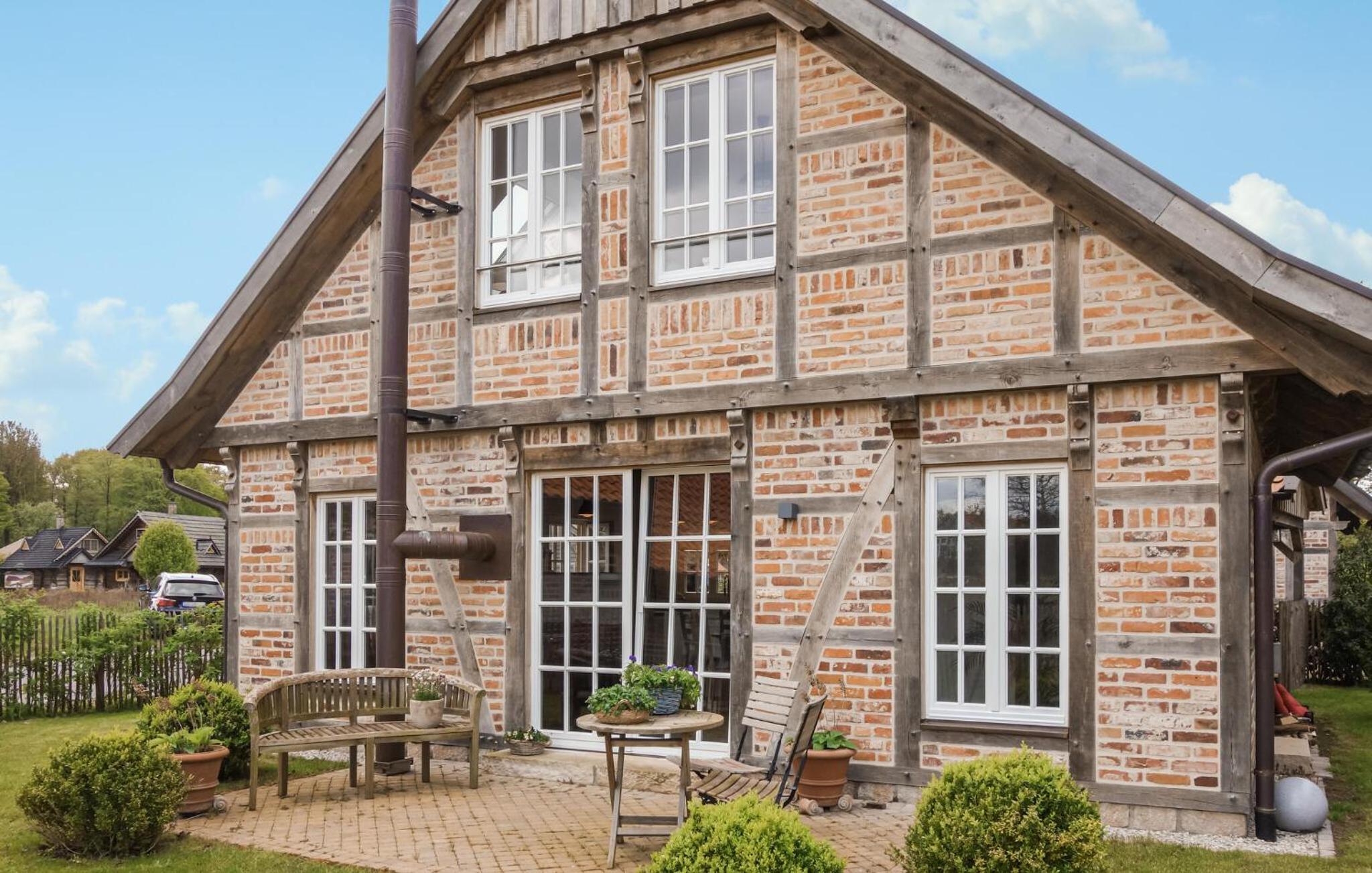 Stunning Home In Warendorf