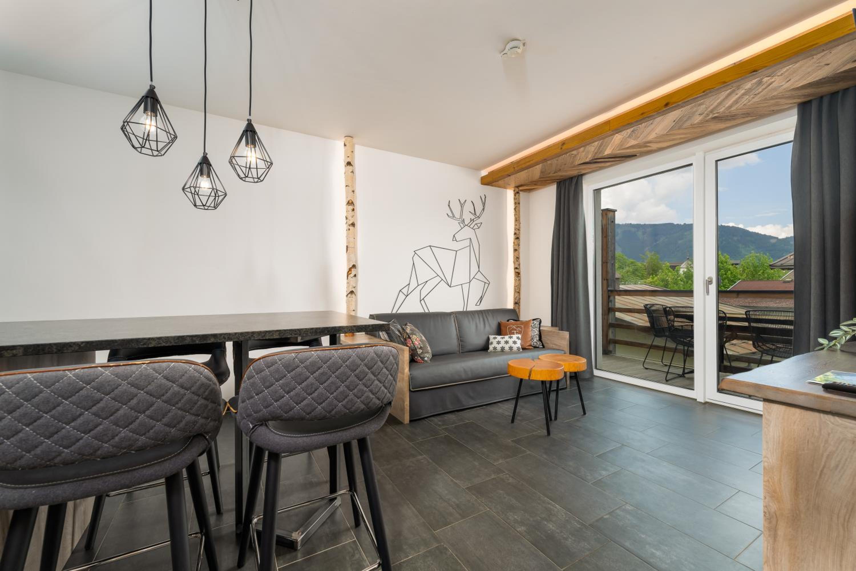 24 by AvenidA - Mountain Residence