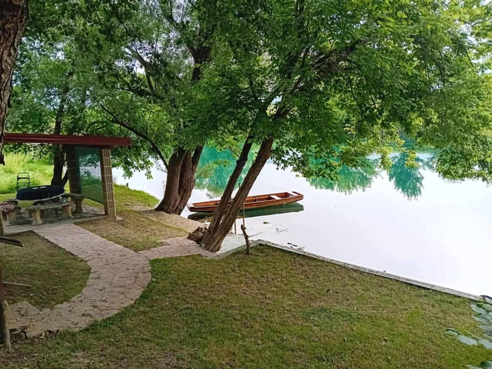 Natural Beauty UNA - BIHAĆ